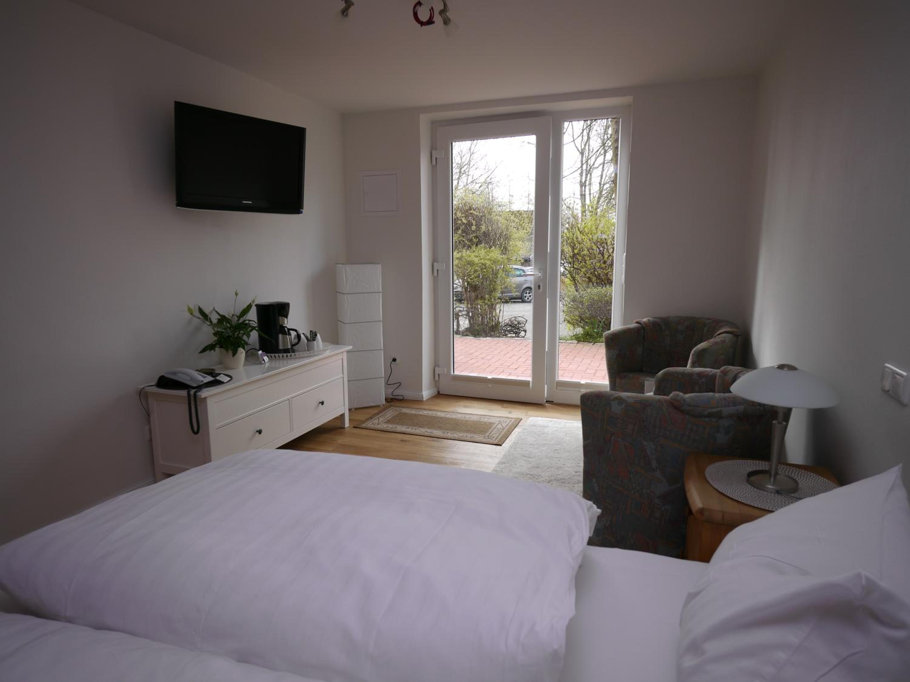 Single Room photo 3