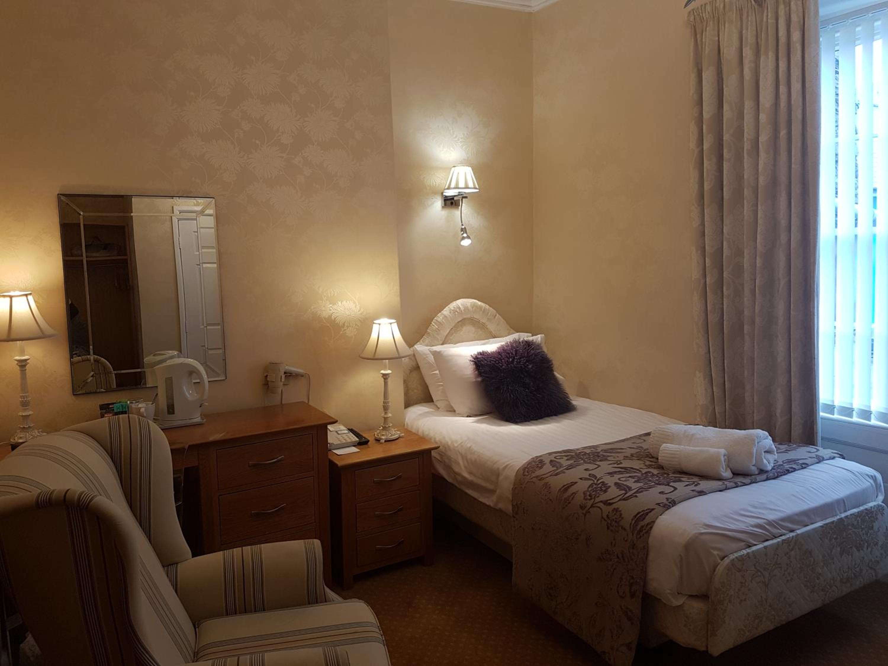 Single Room photo 1