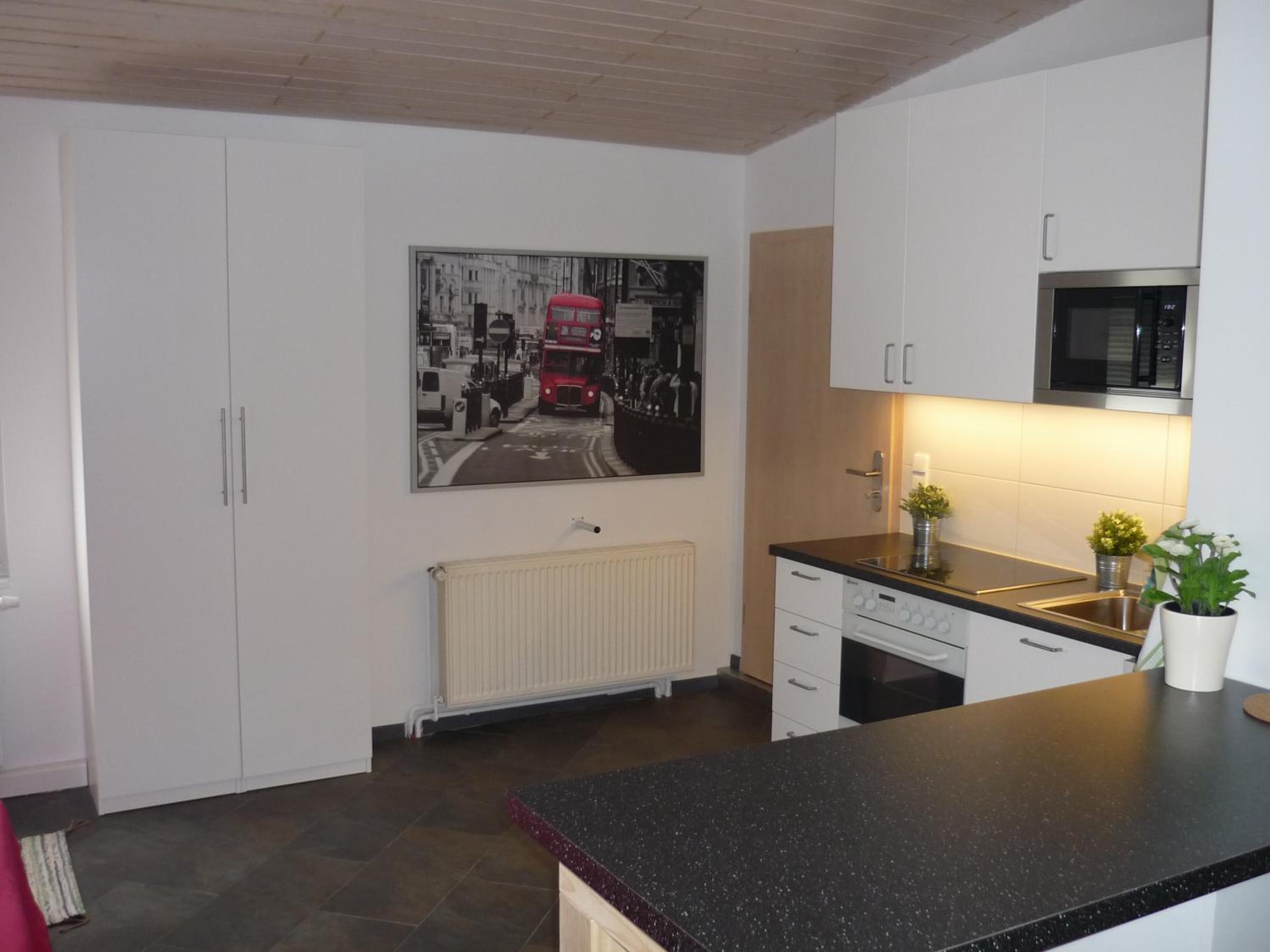 Studio Apartment photo 3