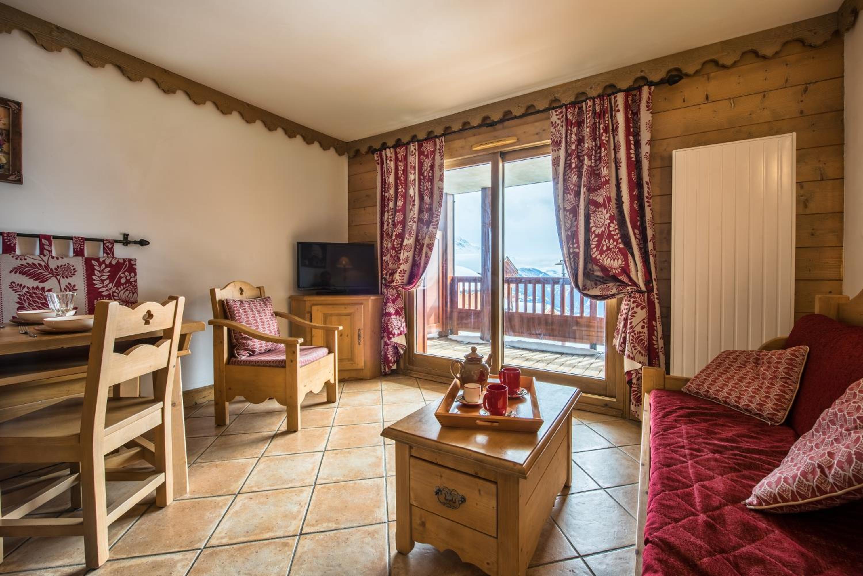 One-Bedroom Apartment (4 Adults) with Spa Access photo 1