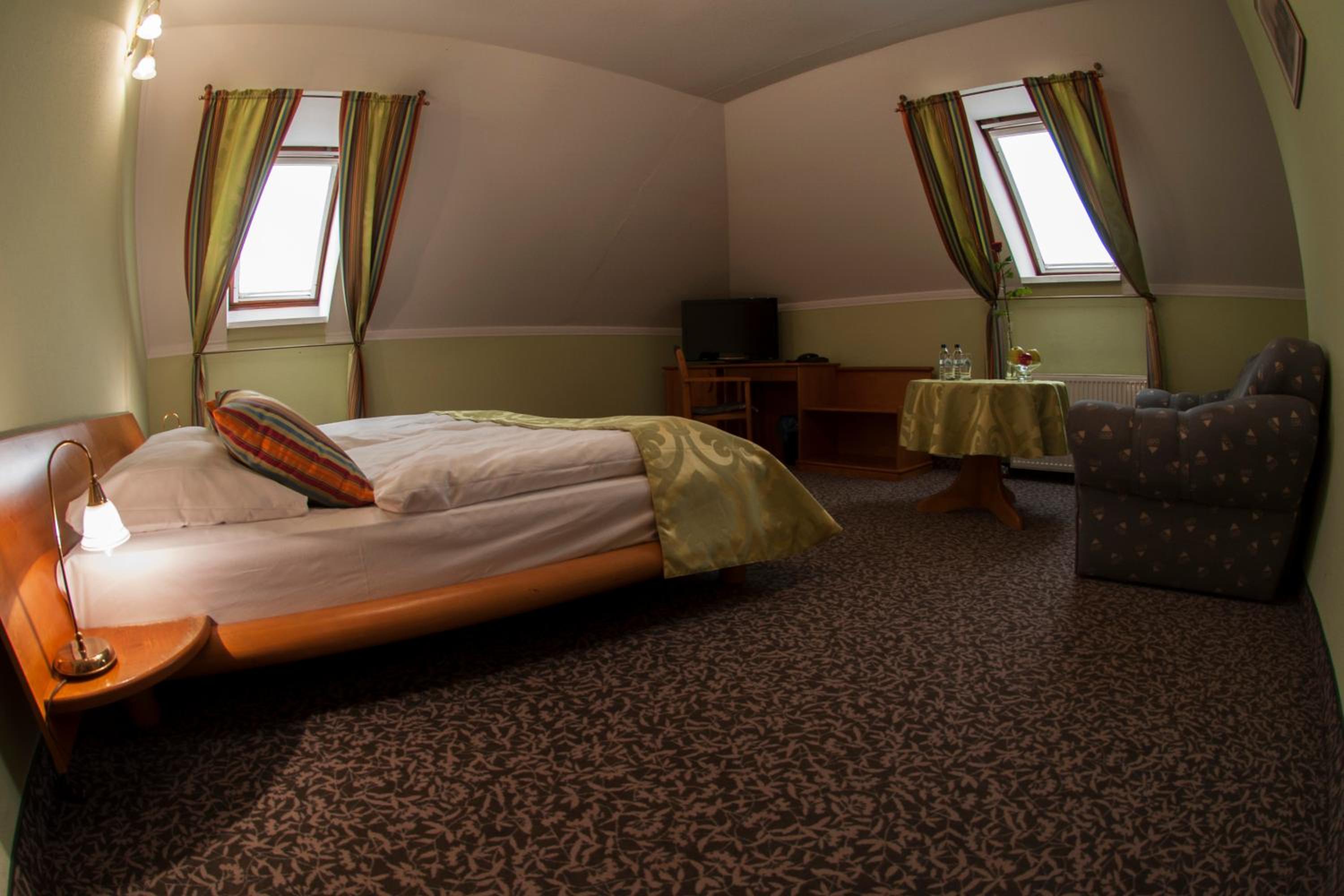 Budget Double or Twin Room photo 2