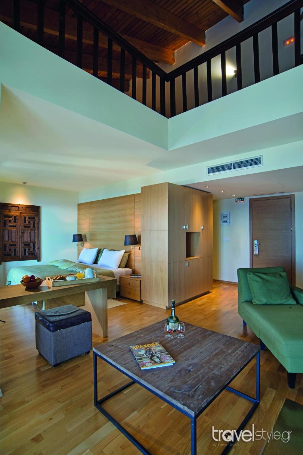 Executive Family Suite - Photo 8