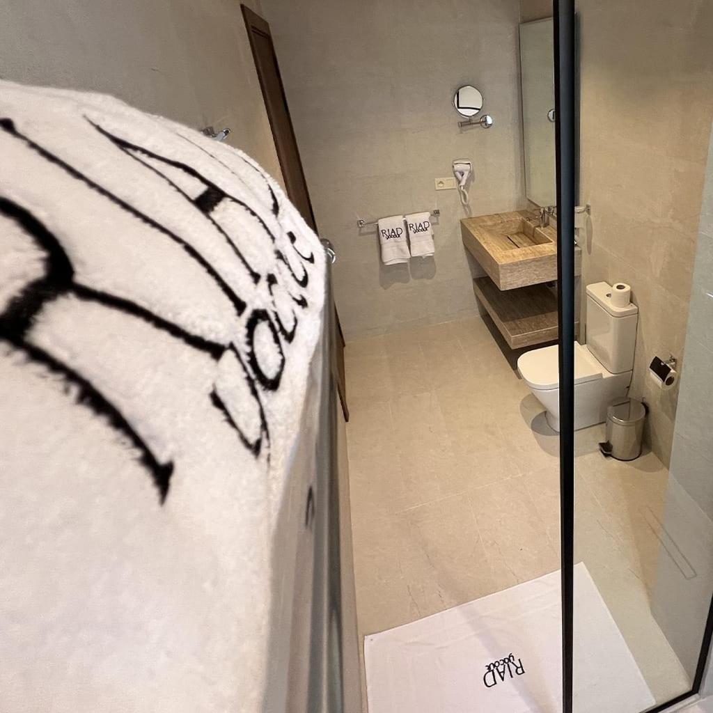 Prestige Room