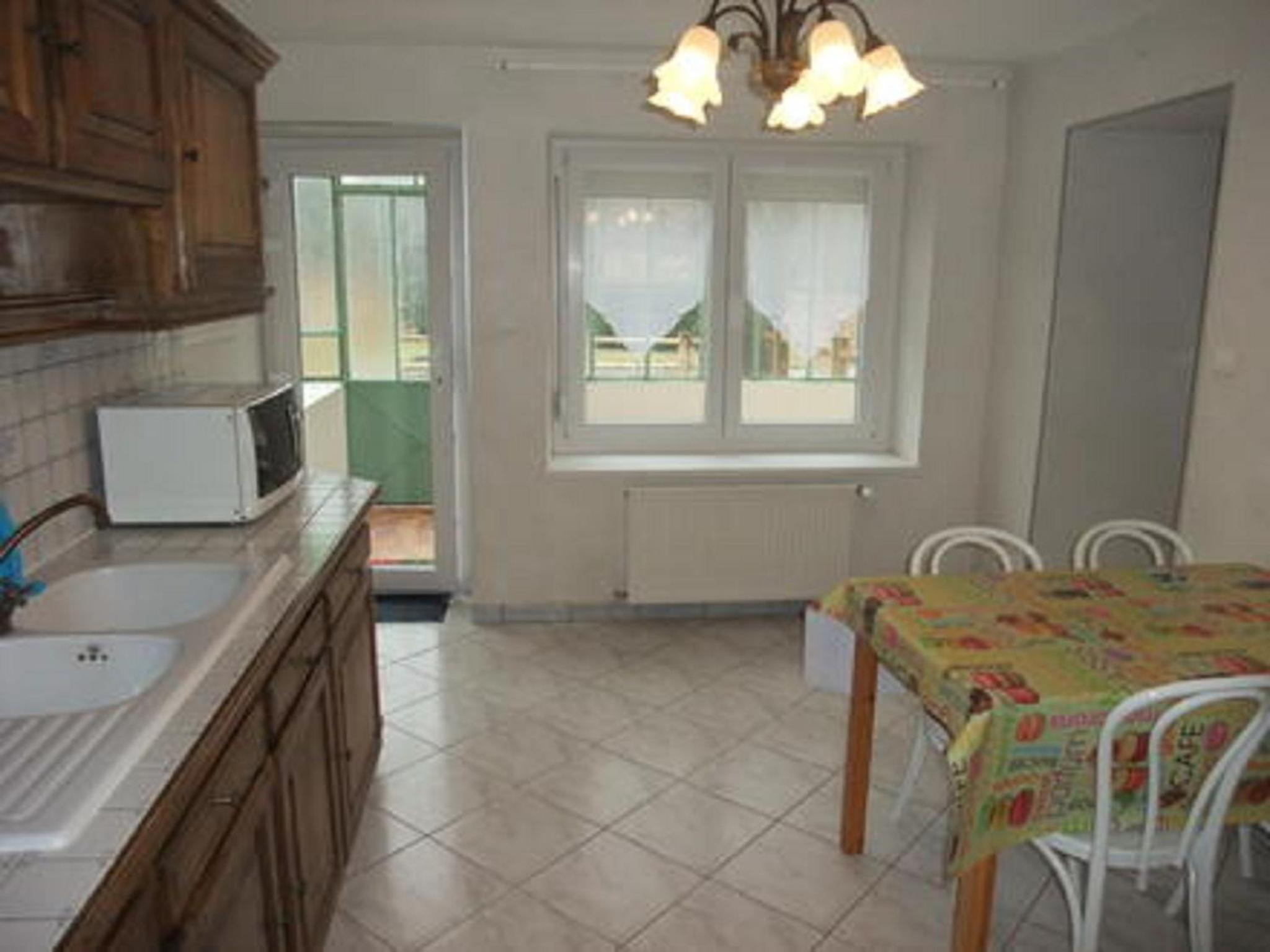 Three-Bedroom House - Photo 5