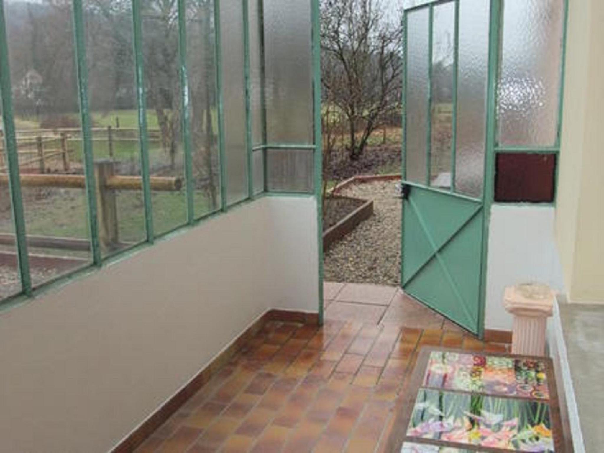 Three-Bedroom House - Photo 6