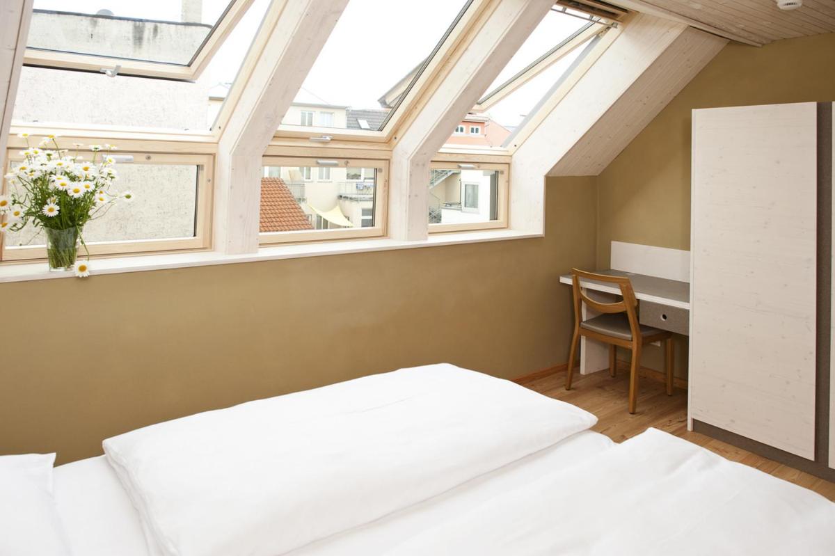 One-Bedroom Apartment (2 - 4 Adults) - Photo 7