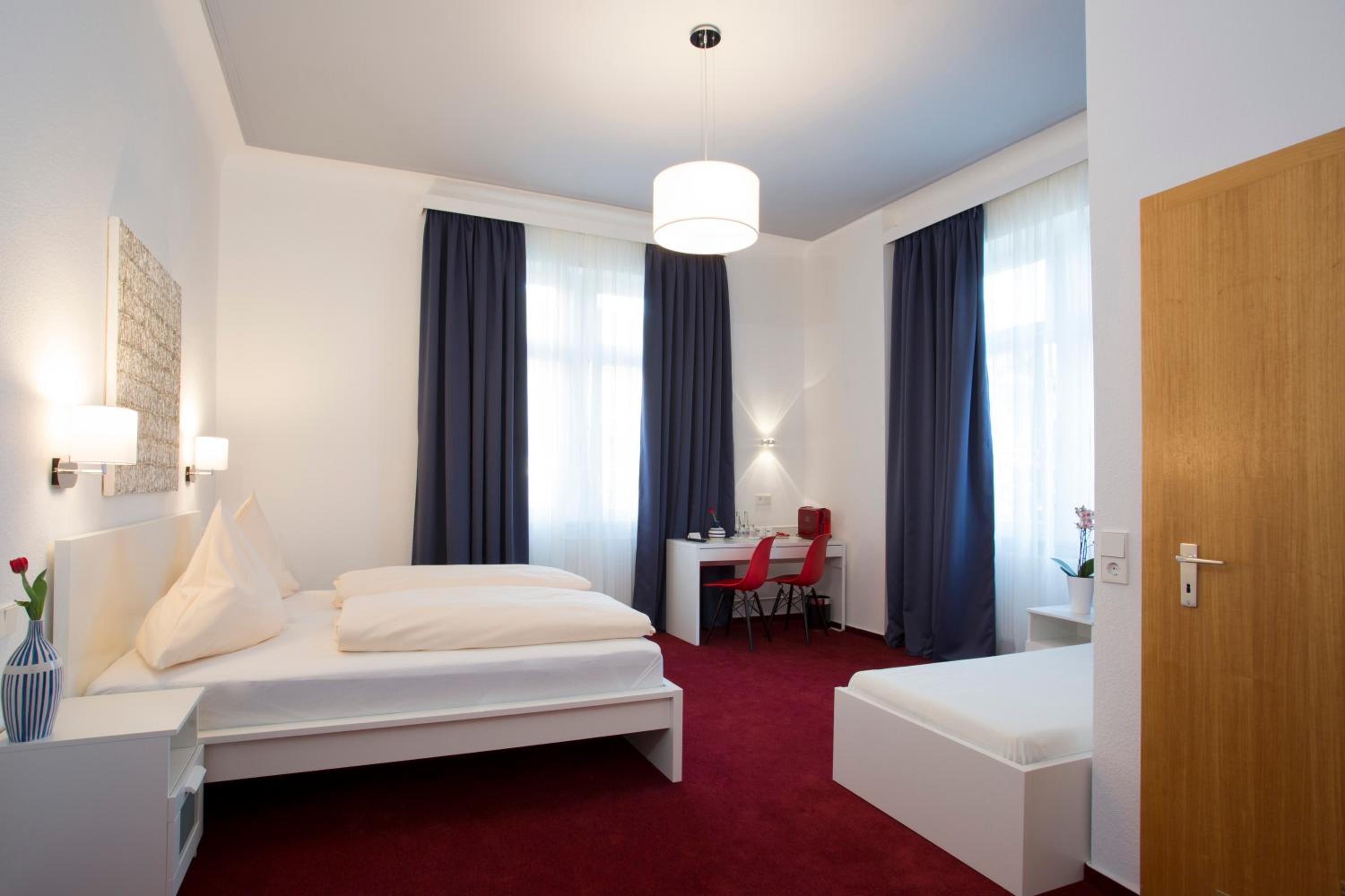 Triple Room photo 2