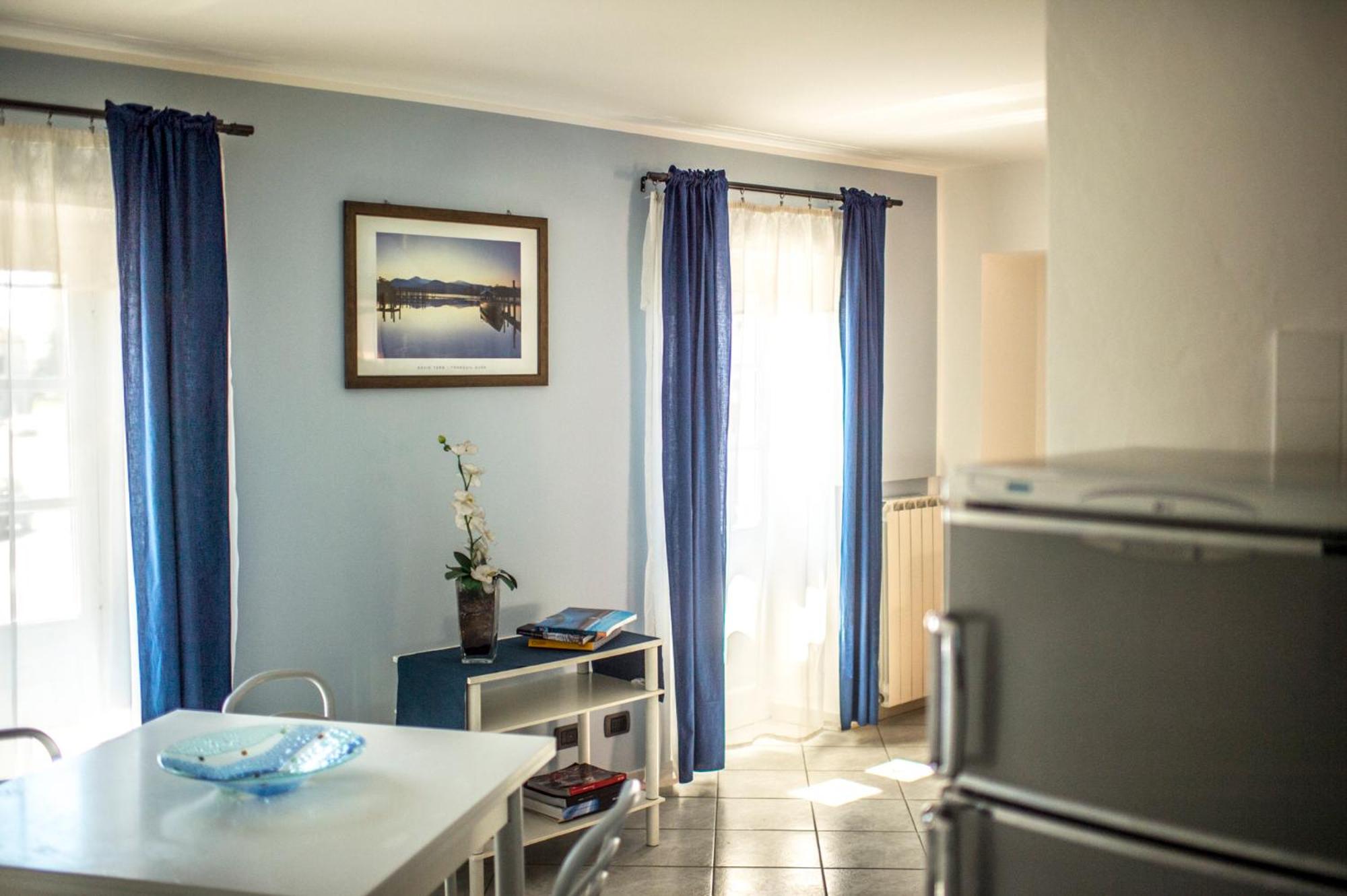 Apartment with Terrace - Photo 3