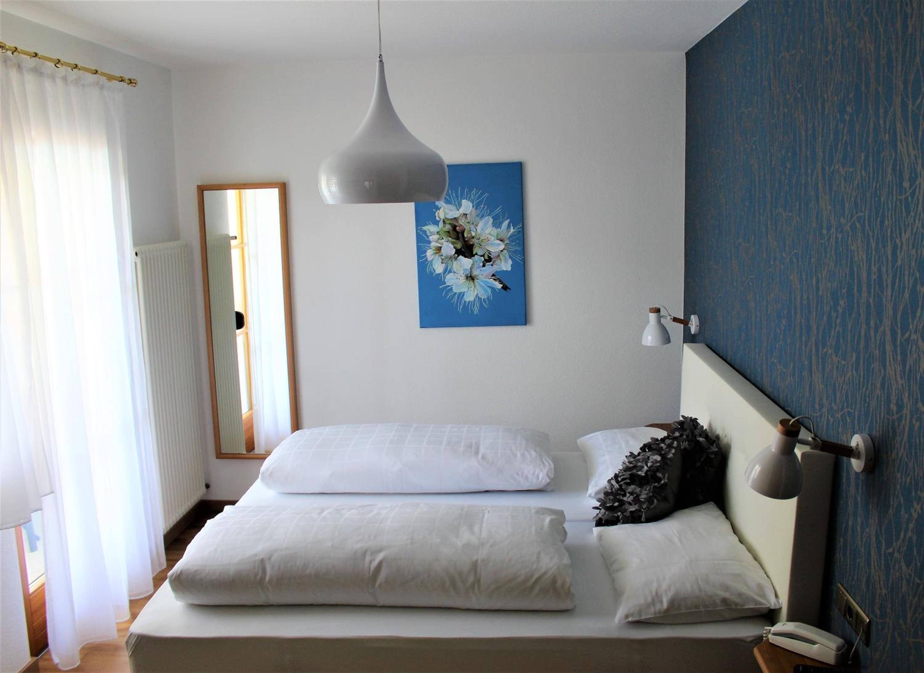 Double Room with Pool View - Photo 1