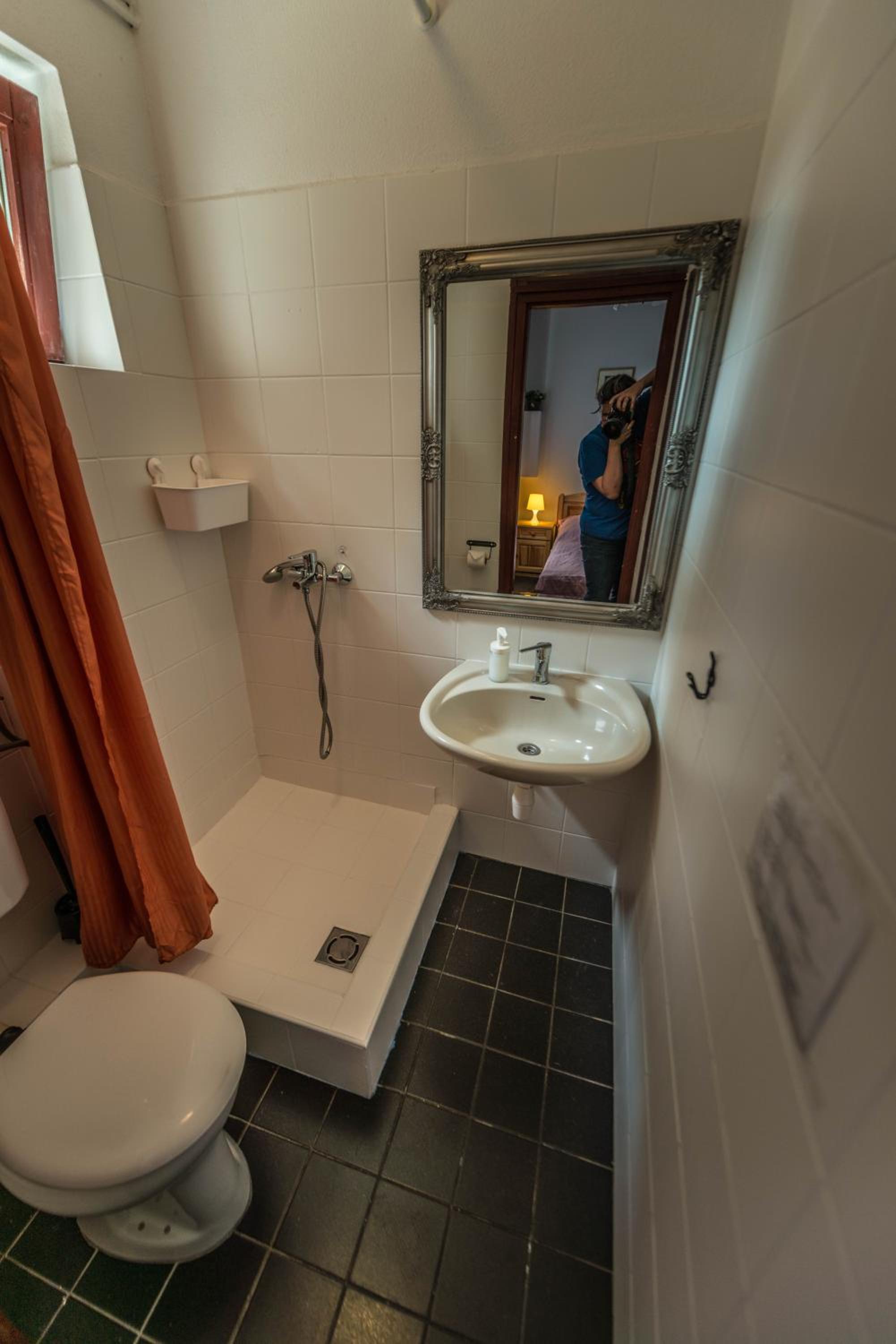 Apartment (4 Adults) - Photo 3