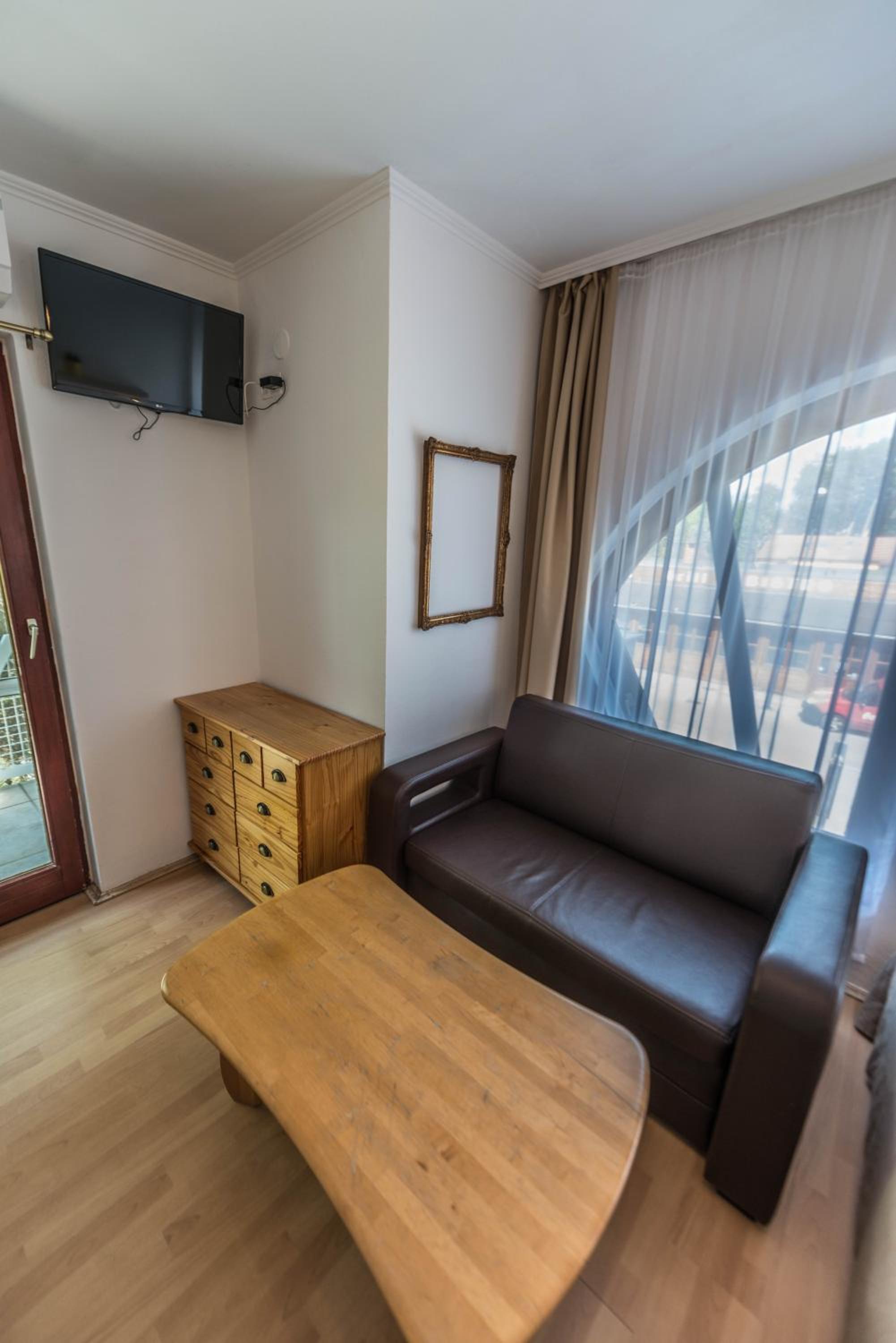 Apartment (2 Adults) - Photo 15
