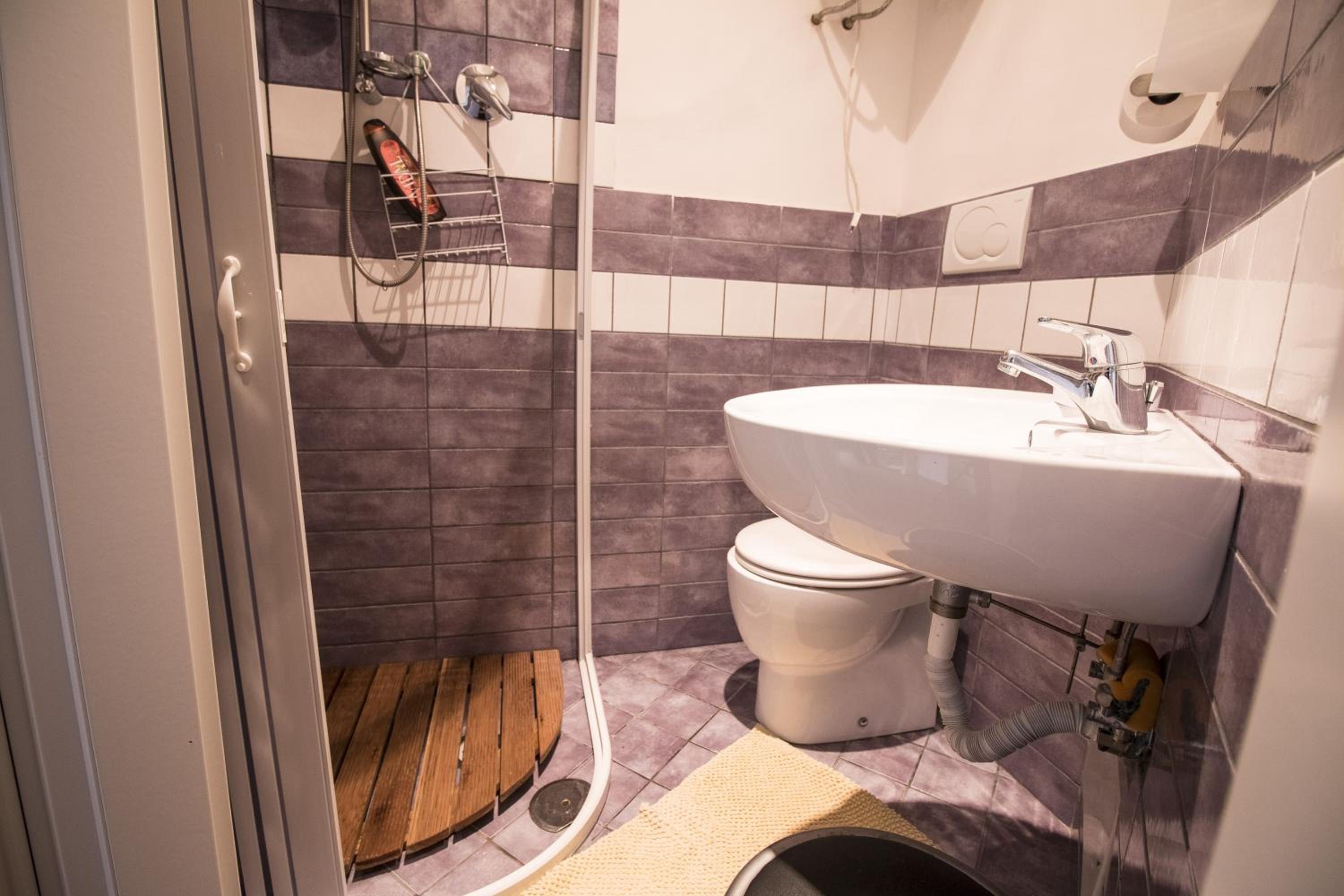 Apartment - Ground Floor photo 3