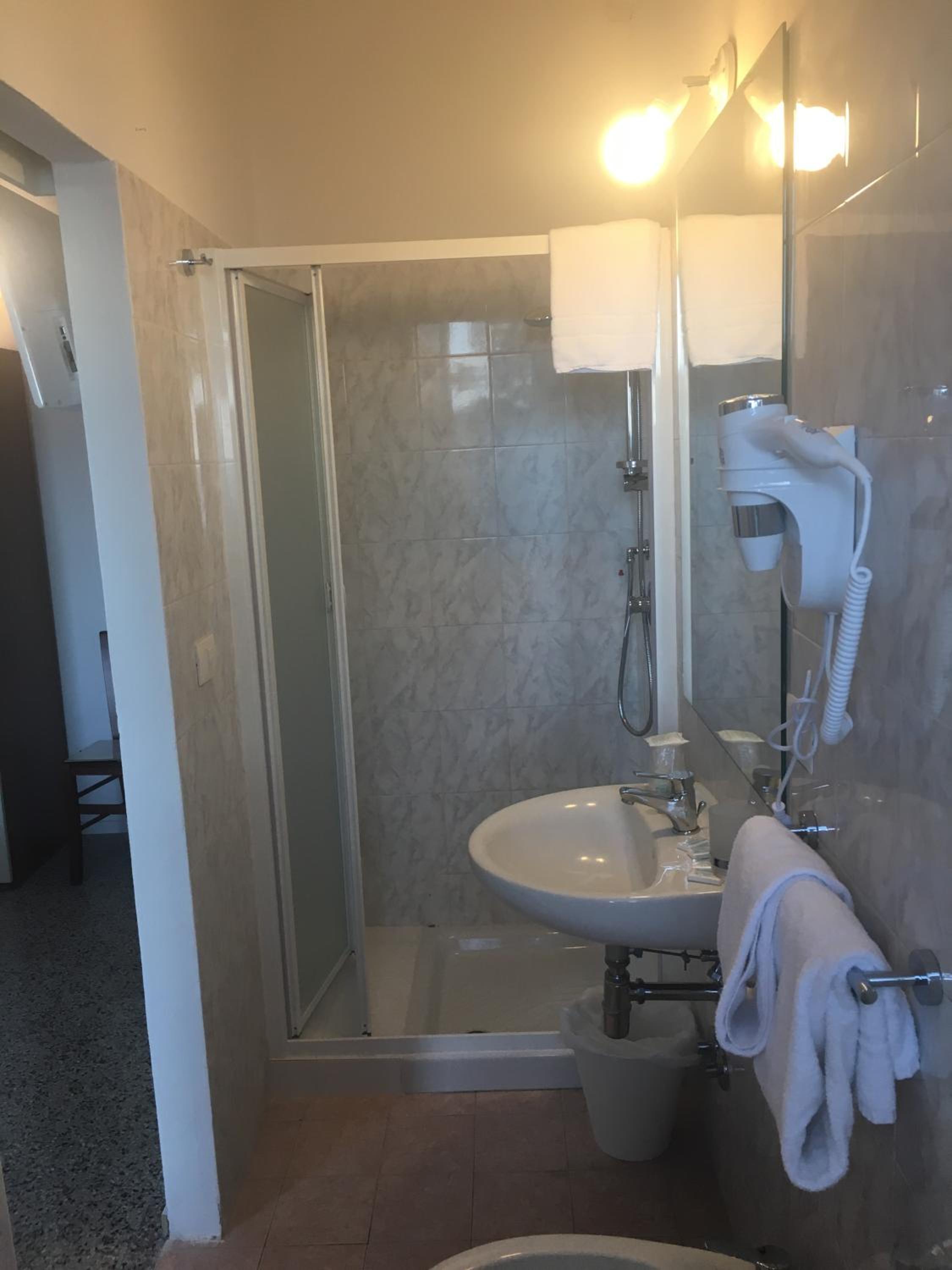 Double or Twin Room with Garden View photo 3