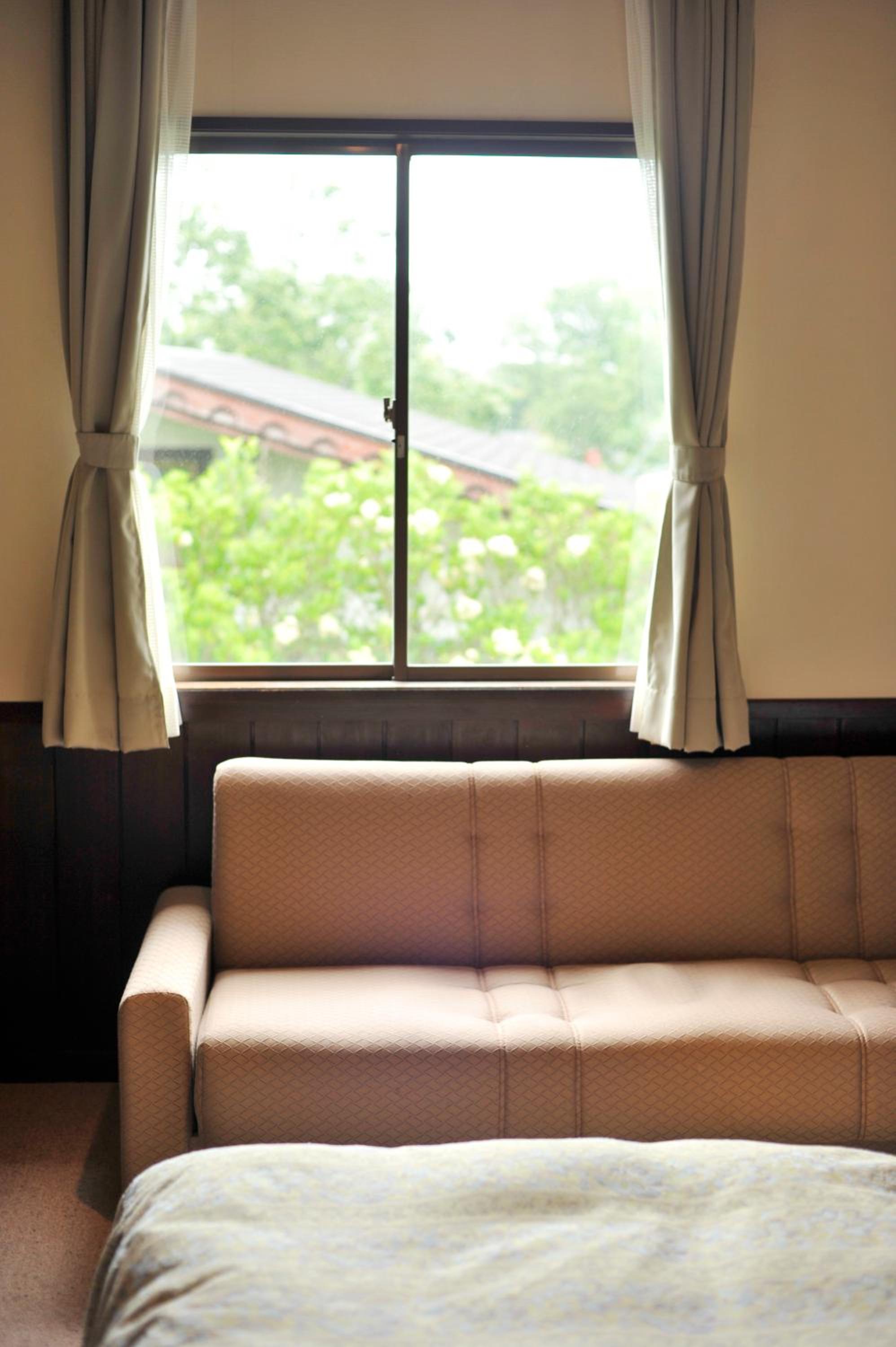 Twin Room - Photo 4
