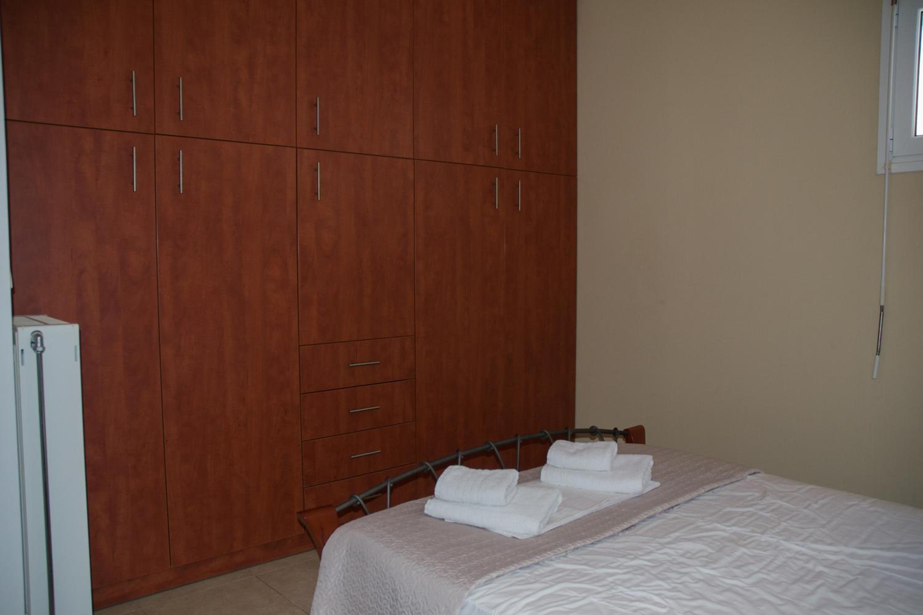 Three-Bedroom House - Photo 1