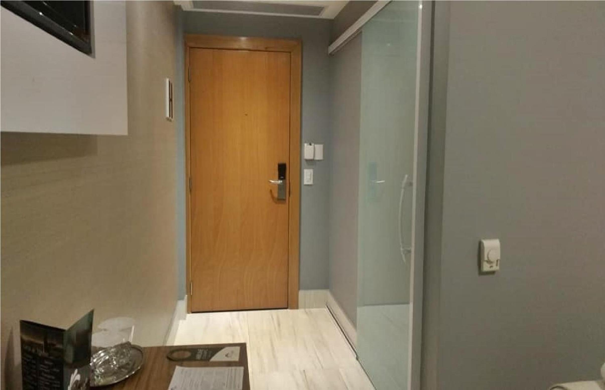 Superior Room with 2 Single Beds for Disabled Guests photo 3