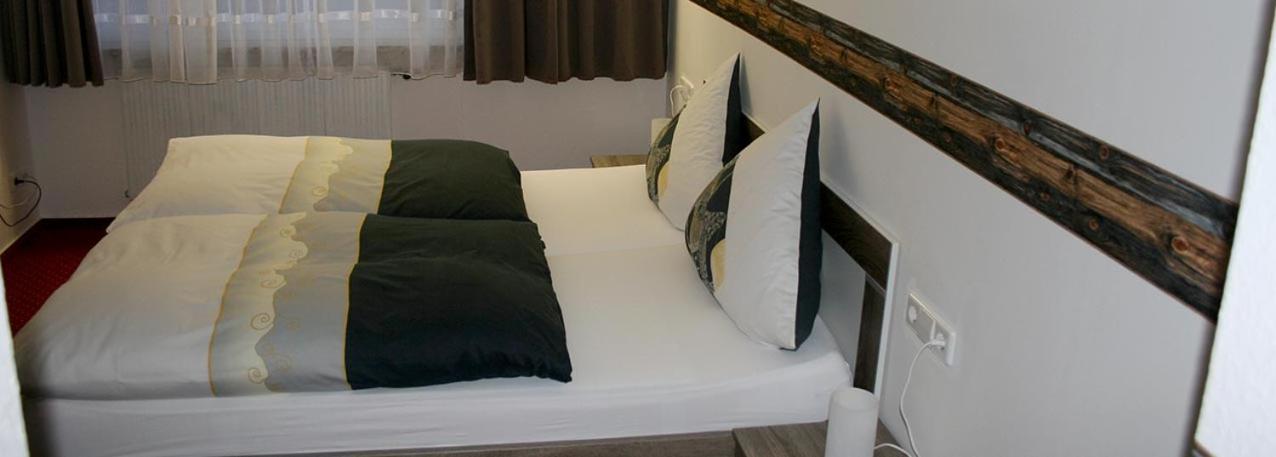 Double Room - Photo 10