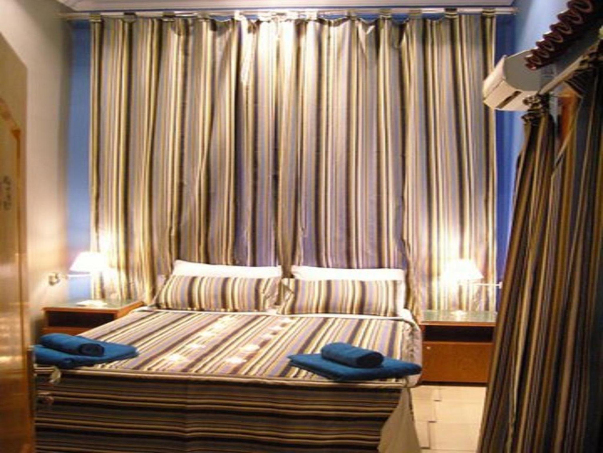 Large Single Room