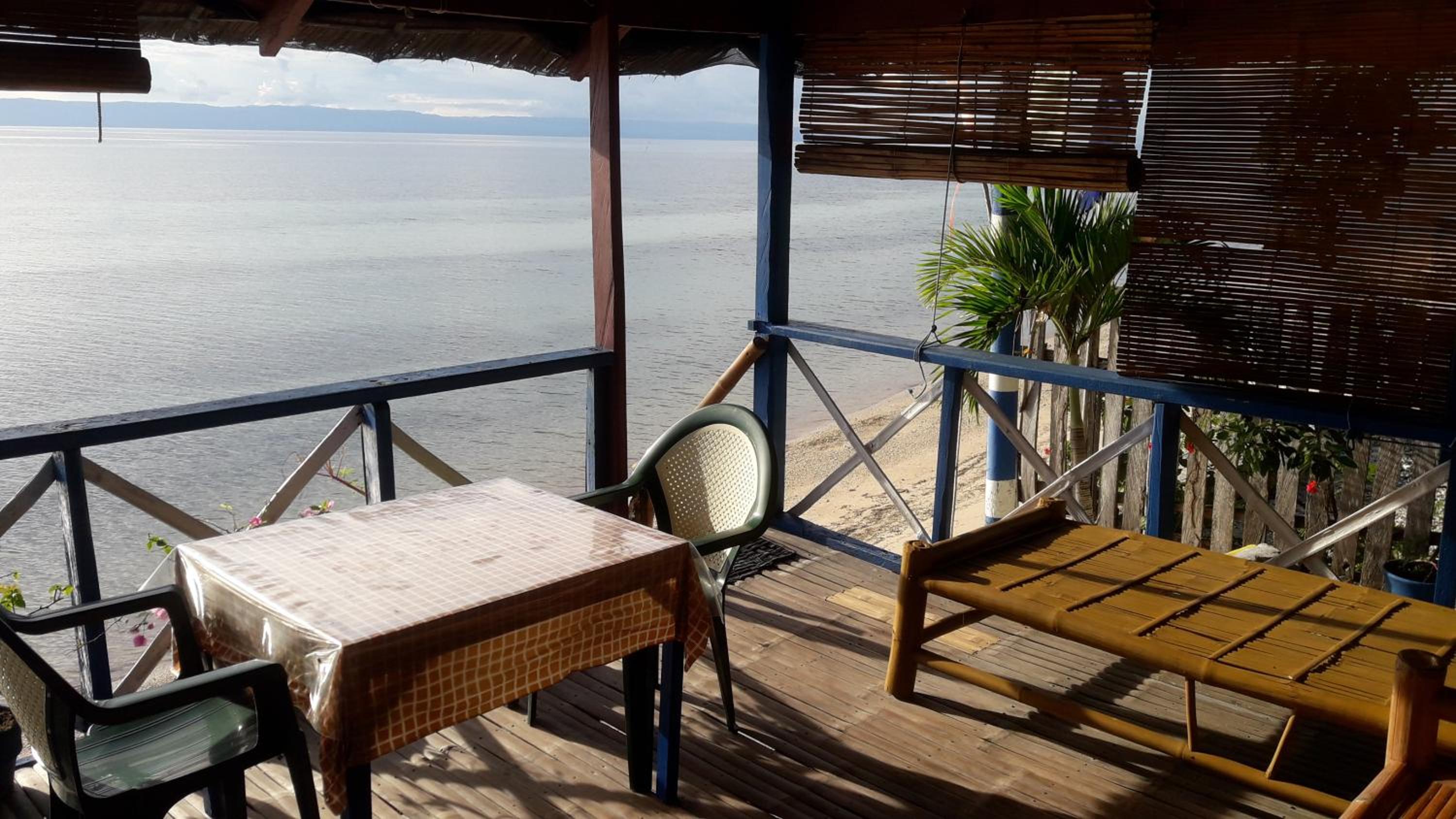 Beach Front Cottage - Photo 13