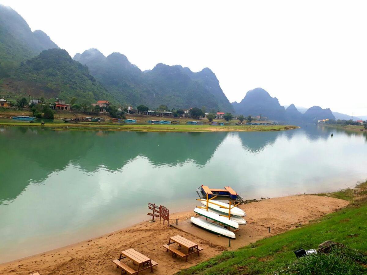 Double Room with Lake View photo 3