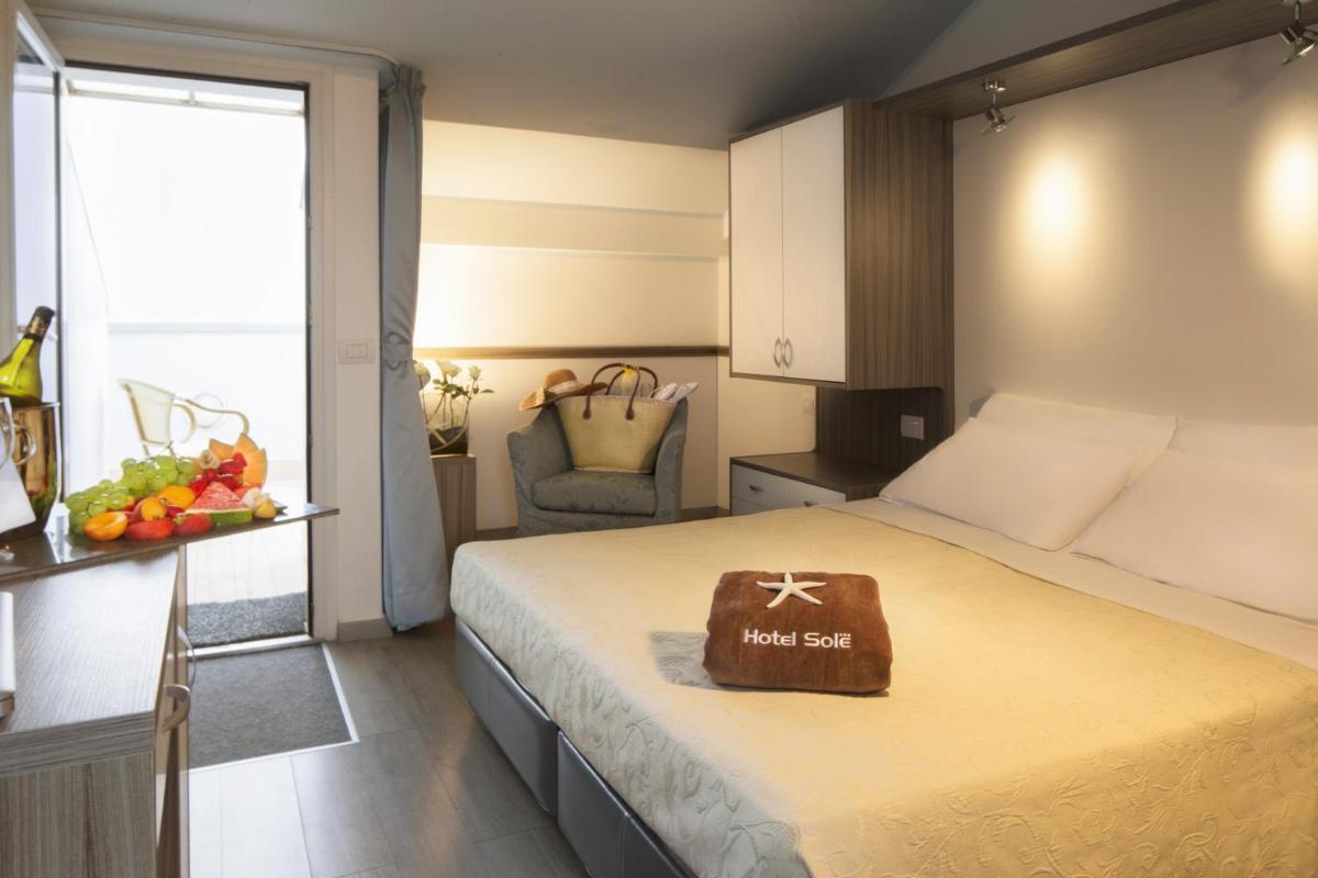 Superior Double or Twin Room photo 2