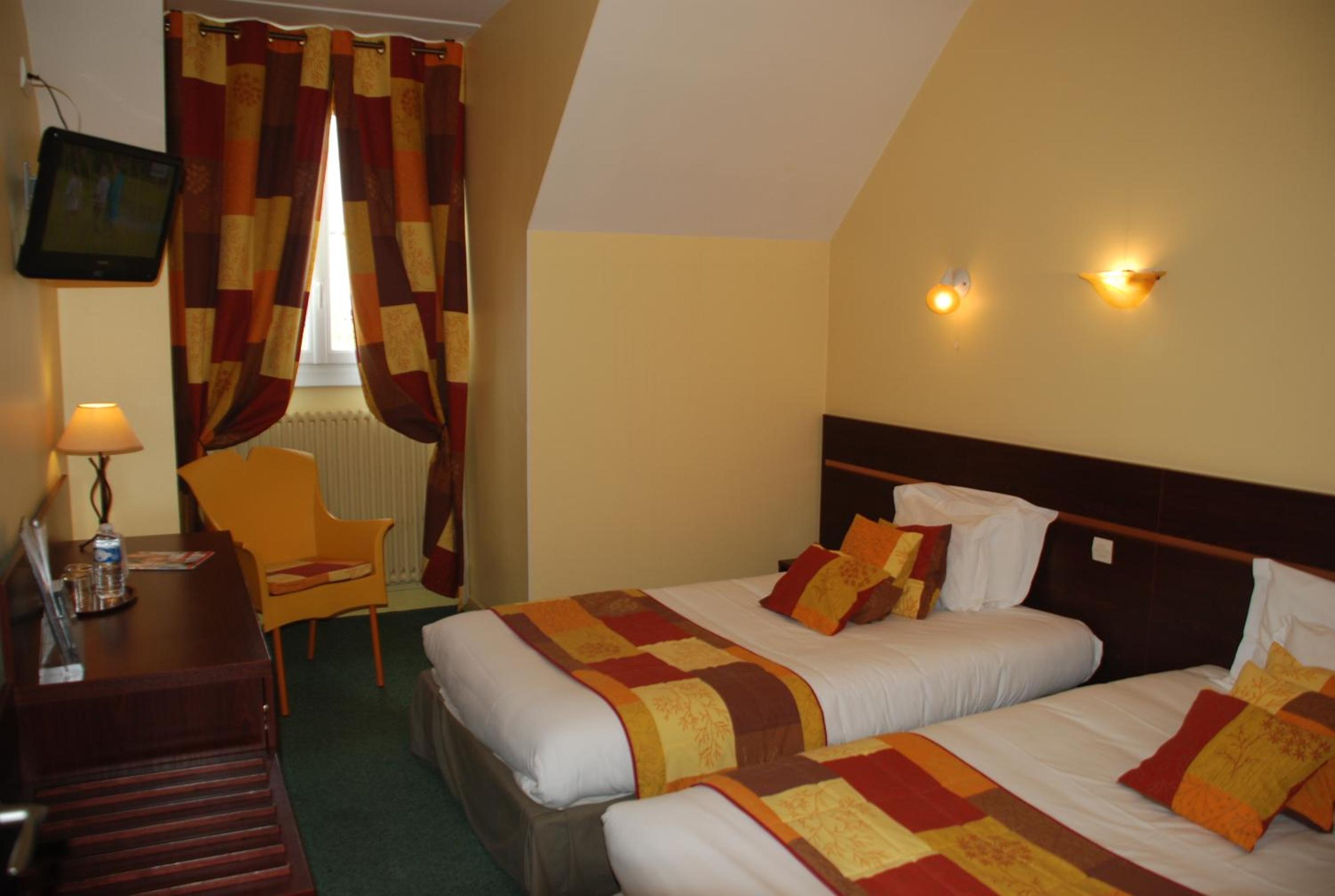 Triple Room - Photo 6