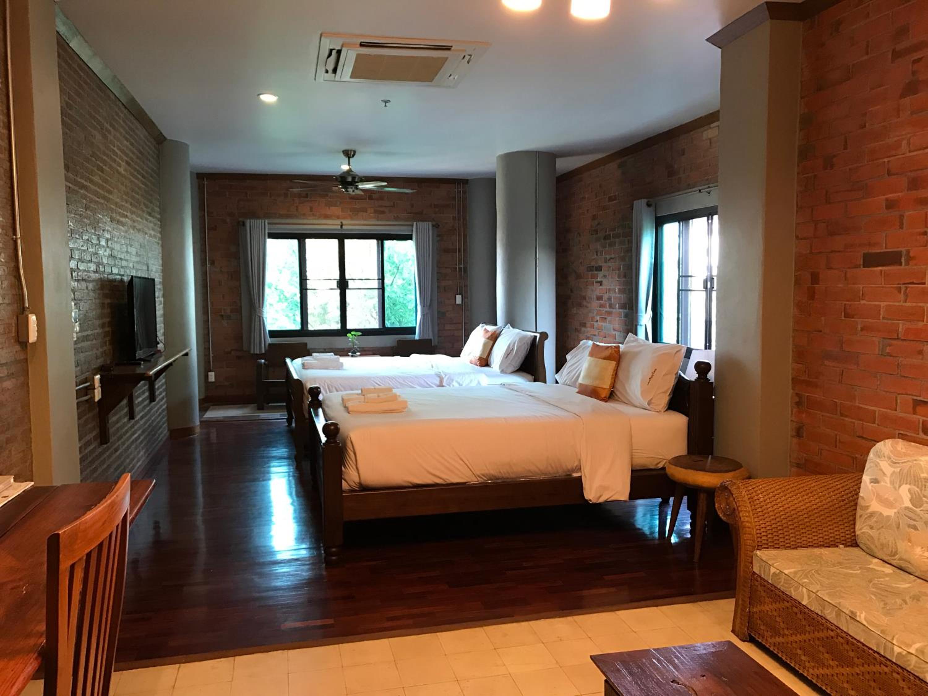 Standard Quadruple Room - Photo 7