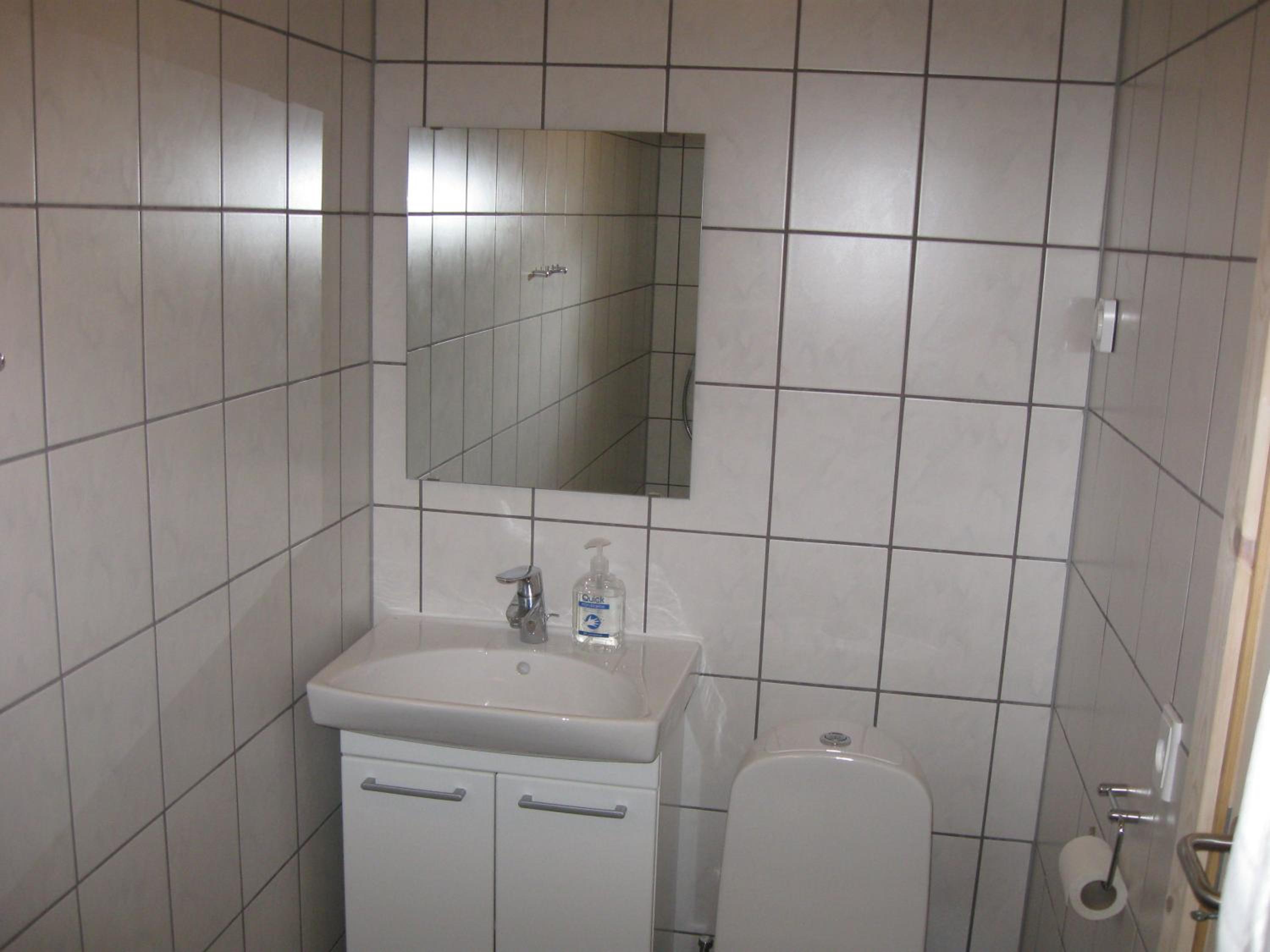 Standard One-Bedroom Apartment (2 Adults) photo 3