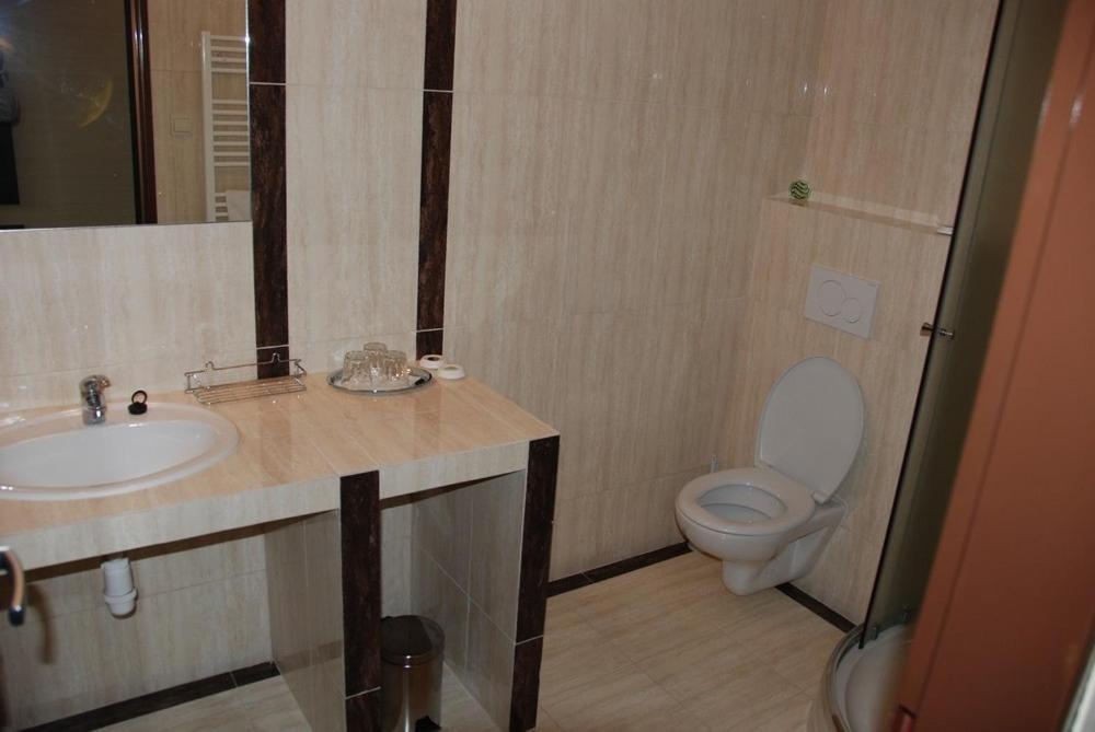 Triple Room - Photo 15
