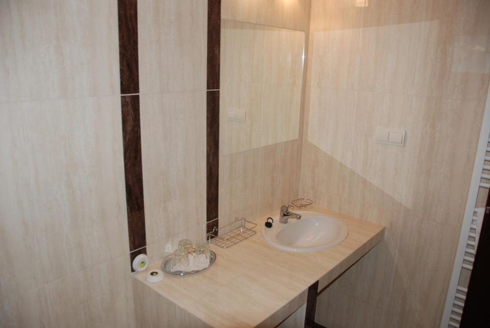 Triple Room - Photo 5
