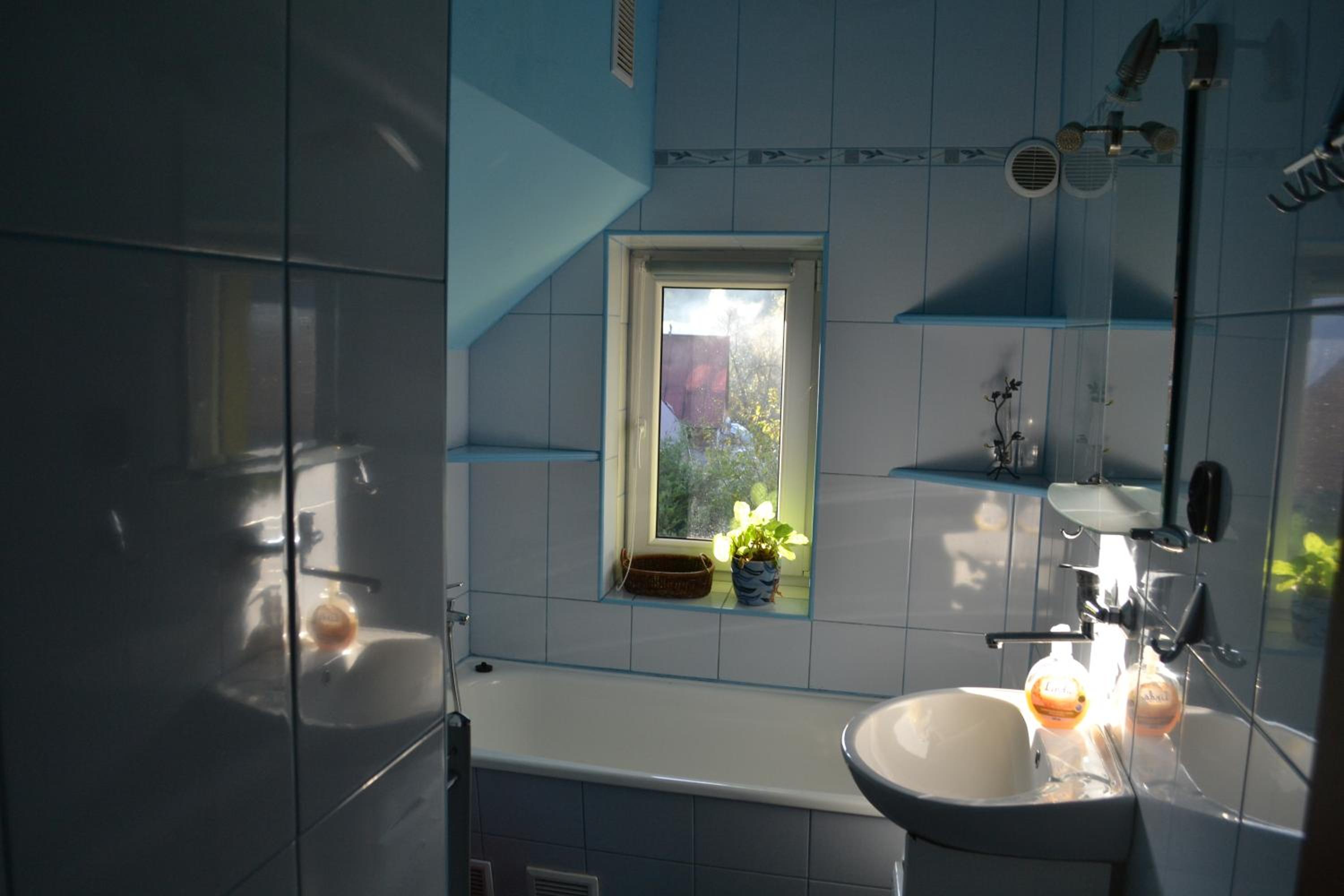 Suite - Photo 2