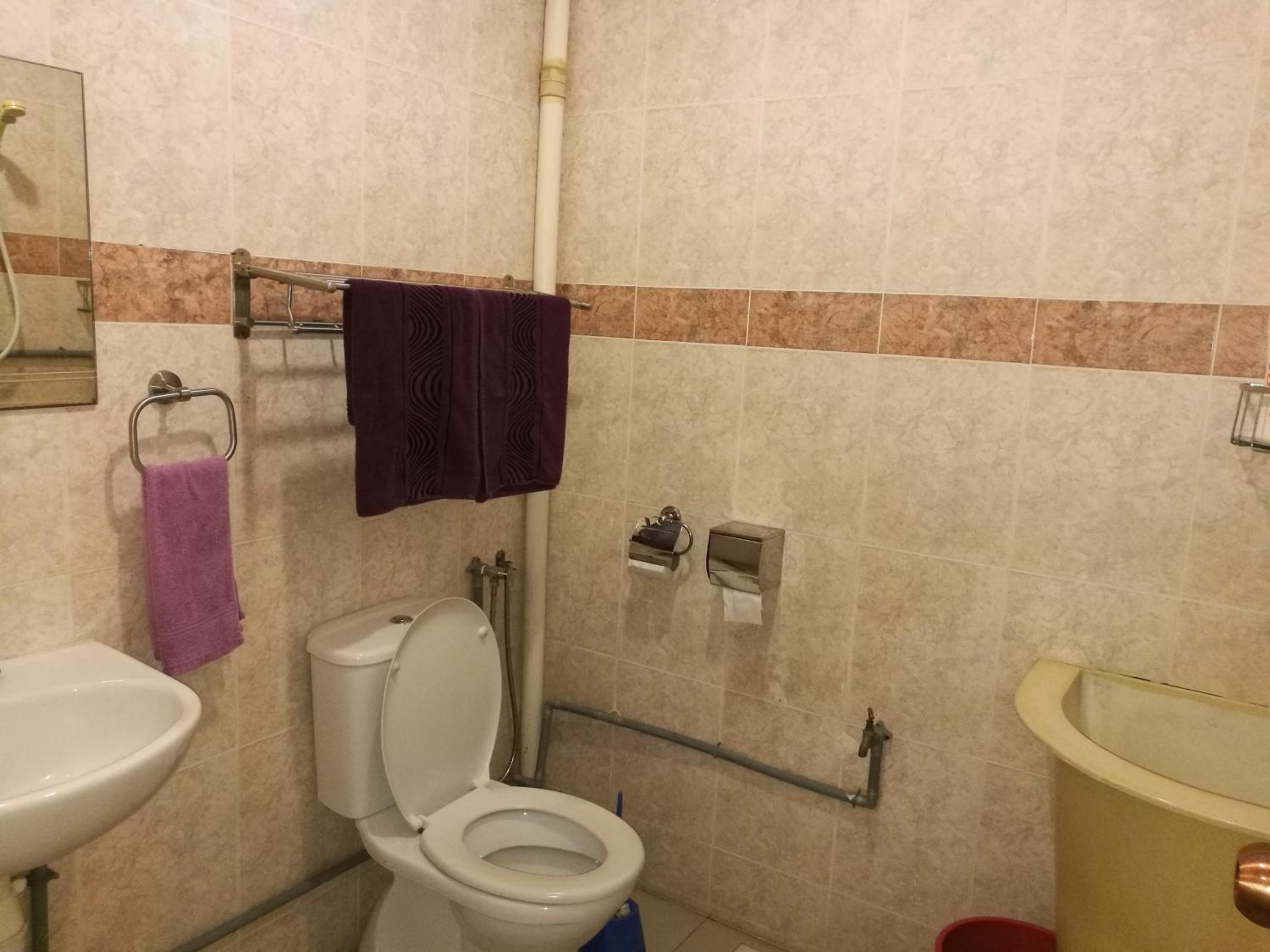 Four-Bedroom House photo 3