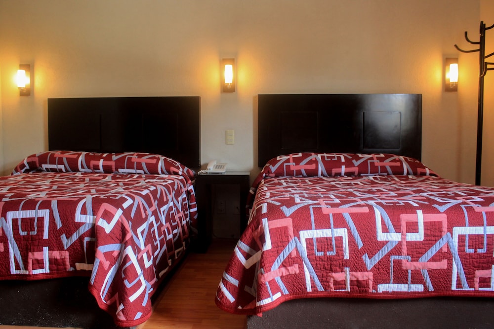 Family Room, 2 Double Beds photo 1