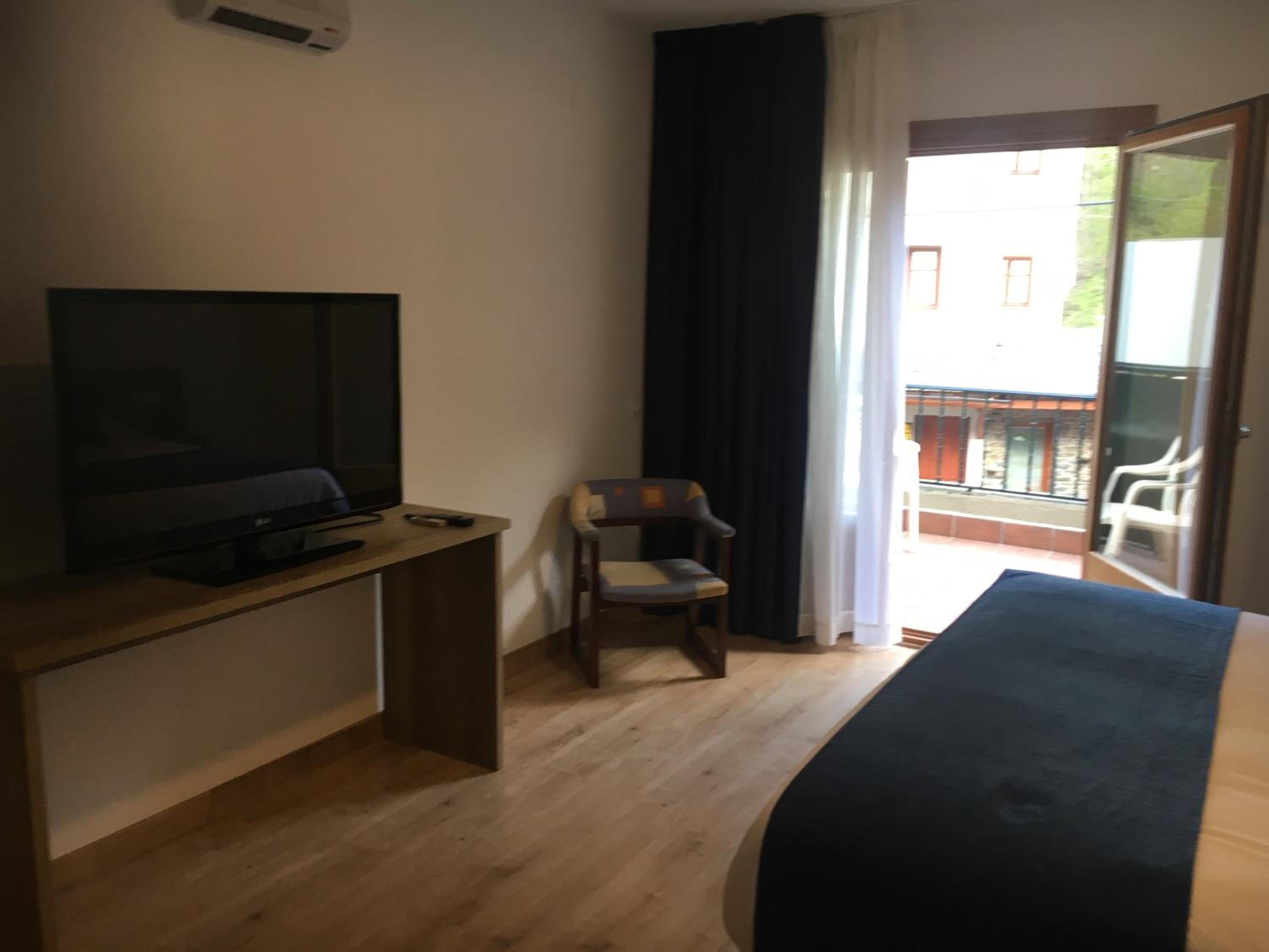 Superior Double Room with Terrace - Photo 3