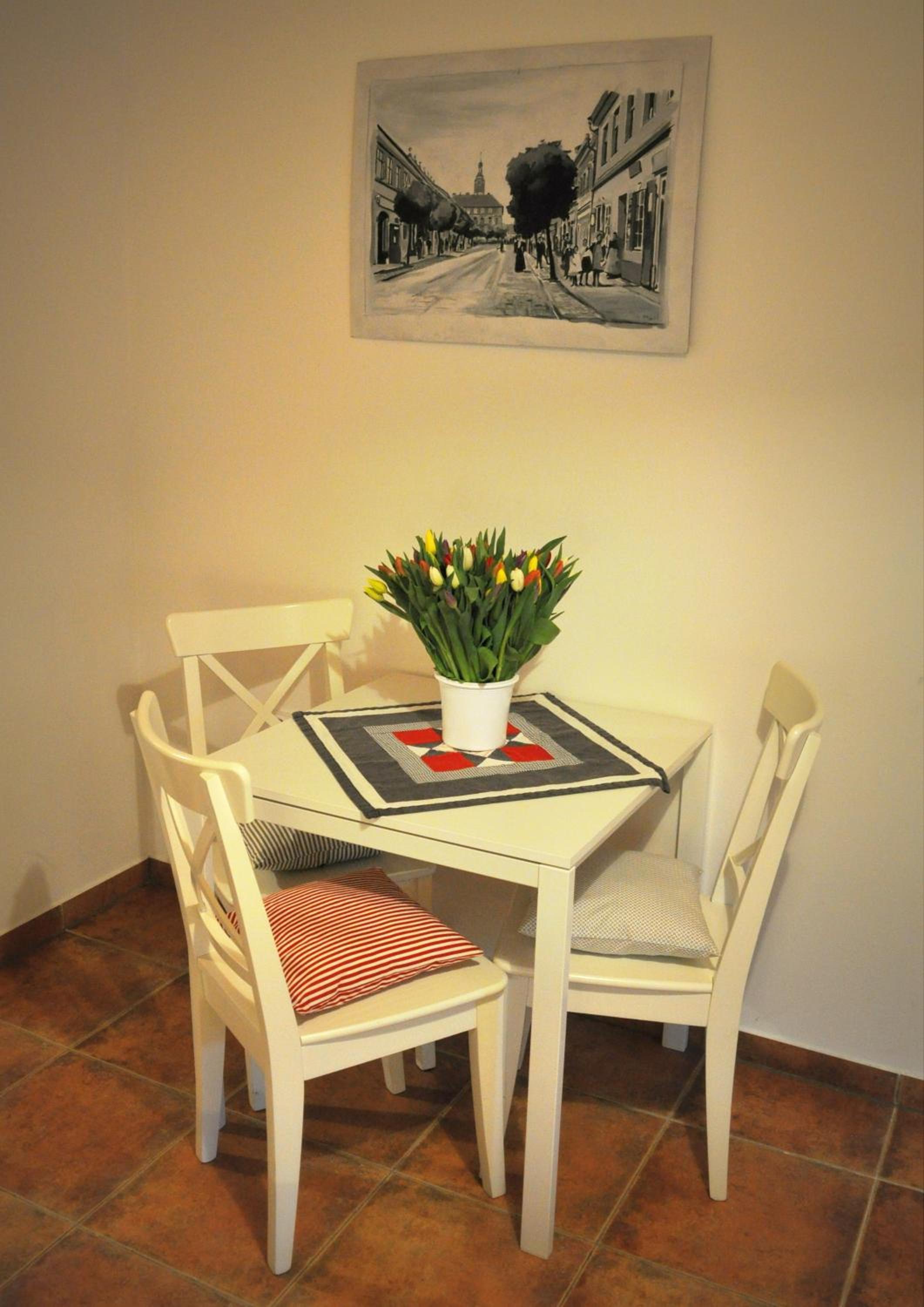 Apartment photo 2