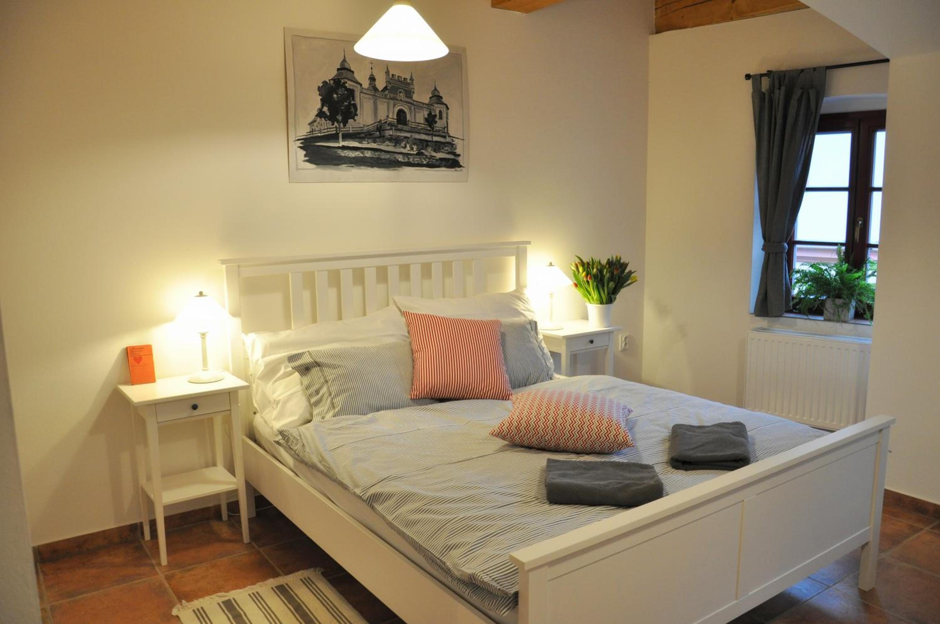 Apartment photo 2