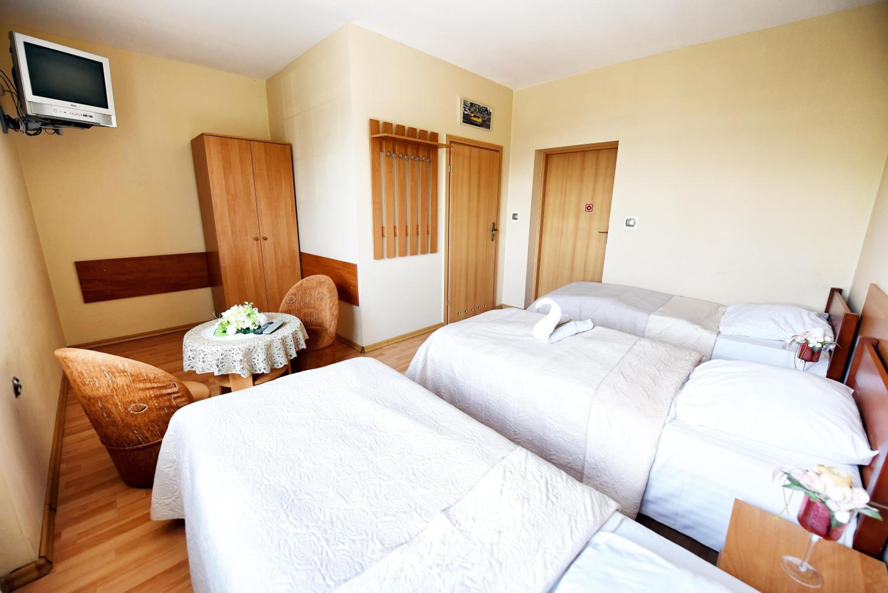 Standard Triple Room photo 1