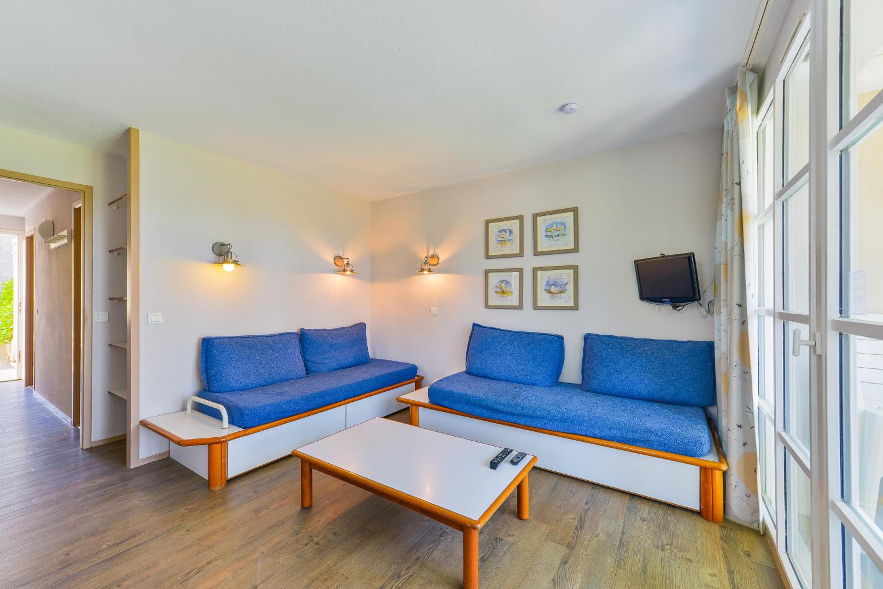 Comfort Two-Room Apartment (6-7 People)