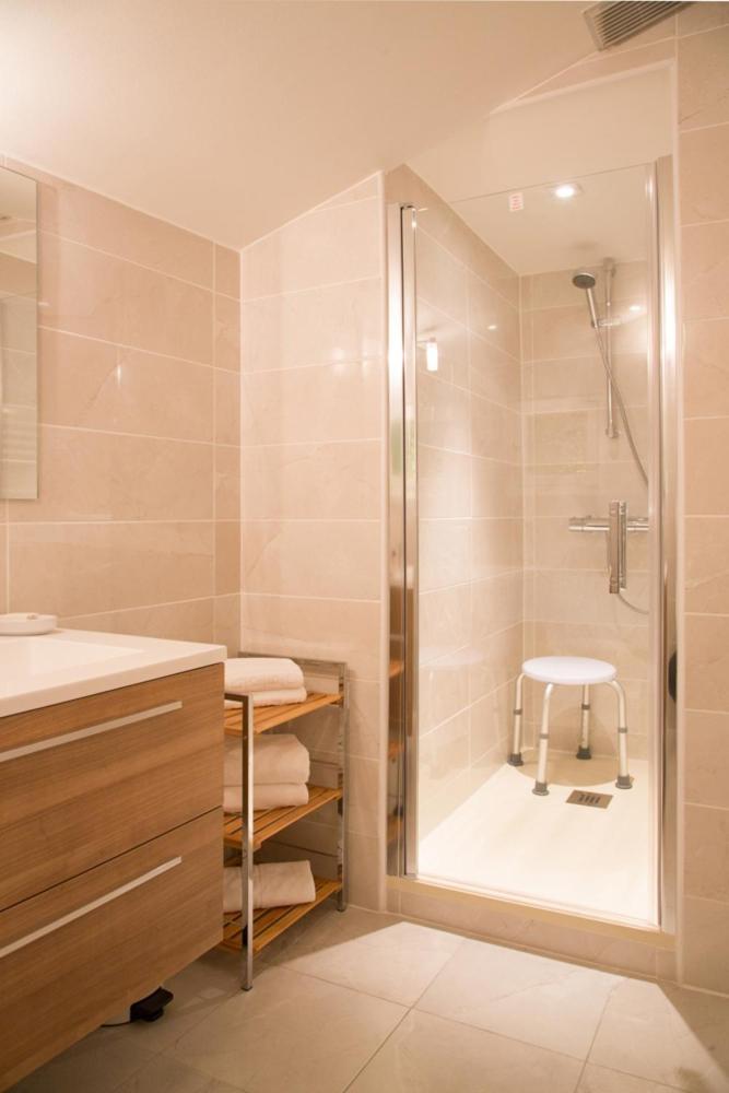 Double Room - Photo 4