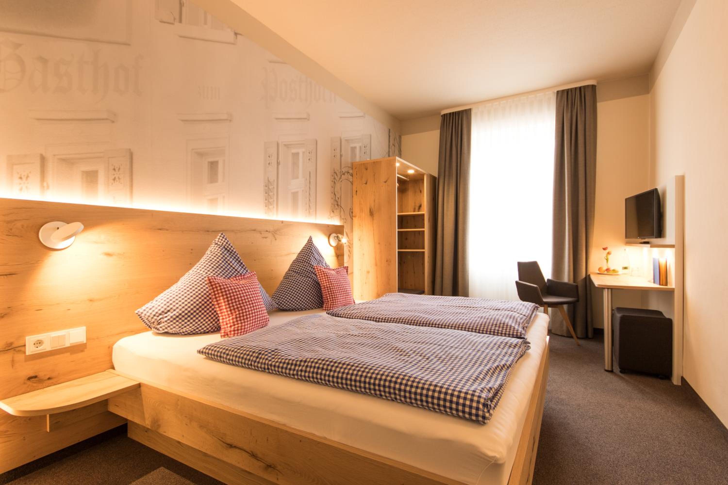 Standard Double Room - Photo 7