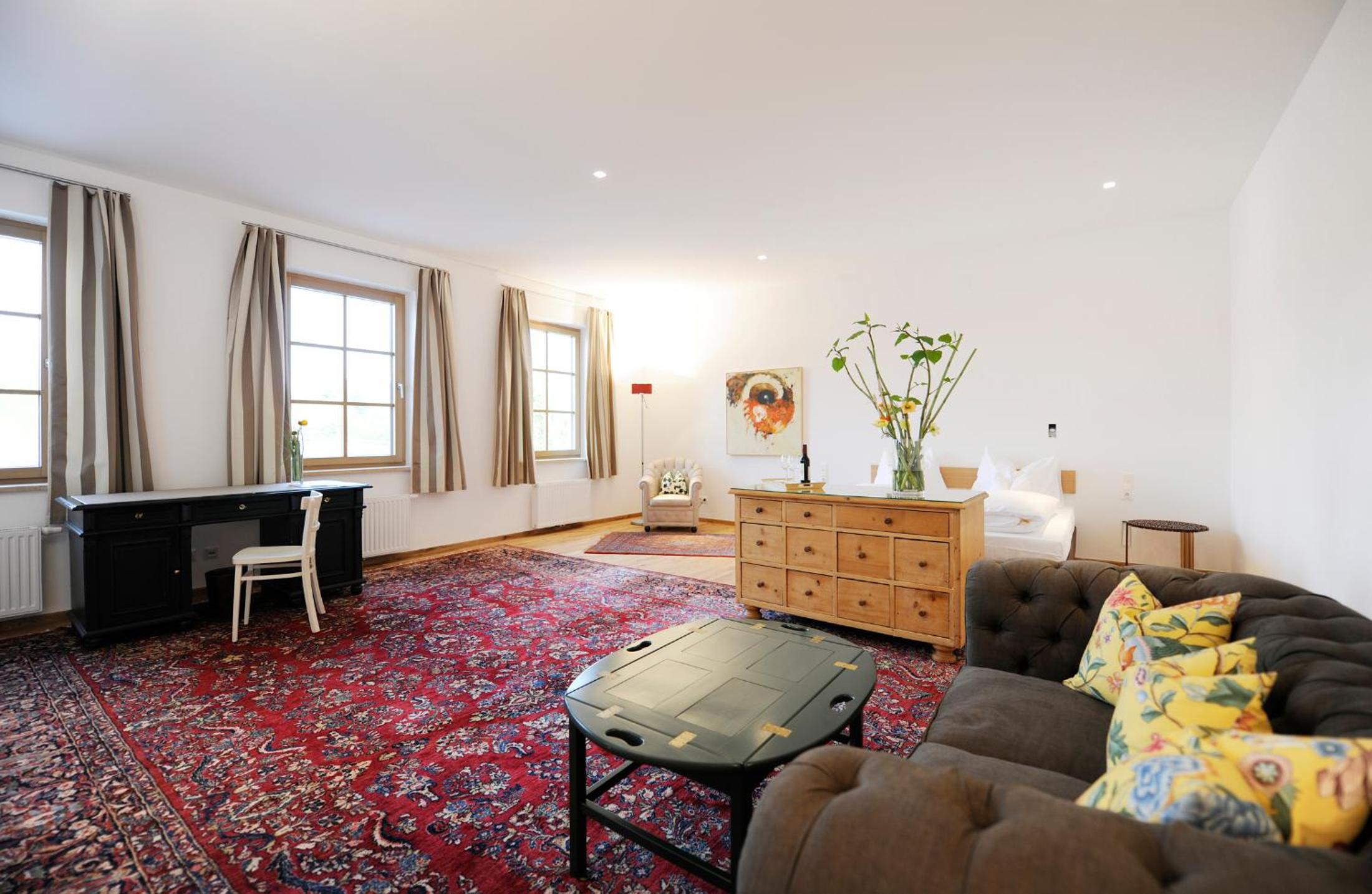 Suite photo 1