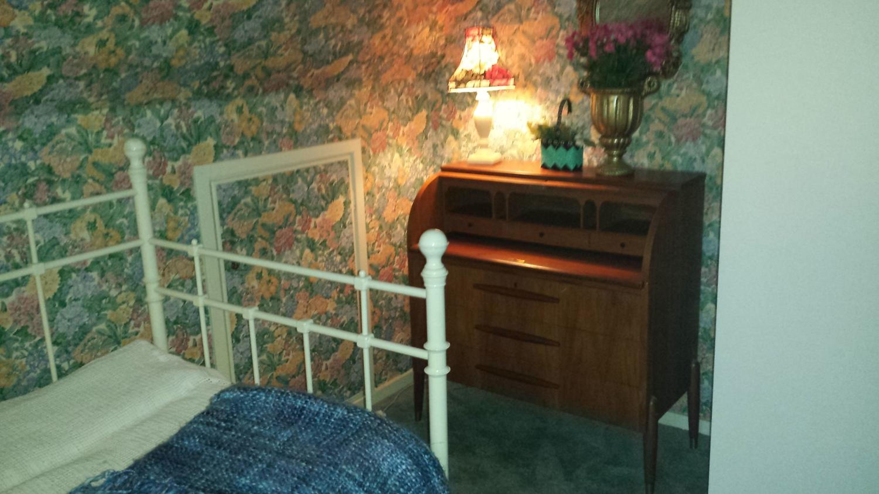 Twin Room - Photo 3