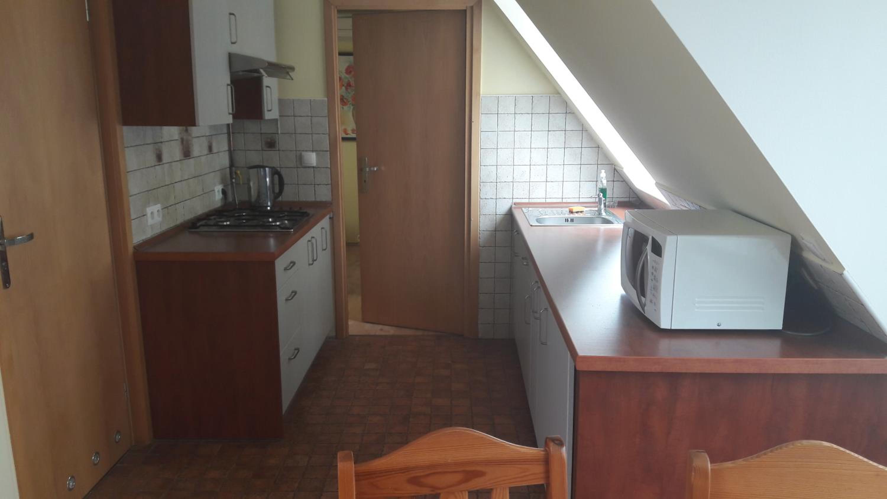 Studio Apartment - Photo 4