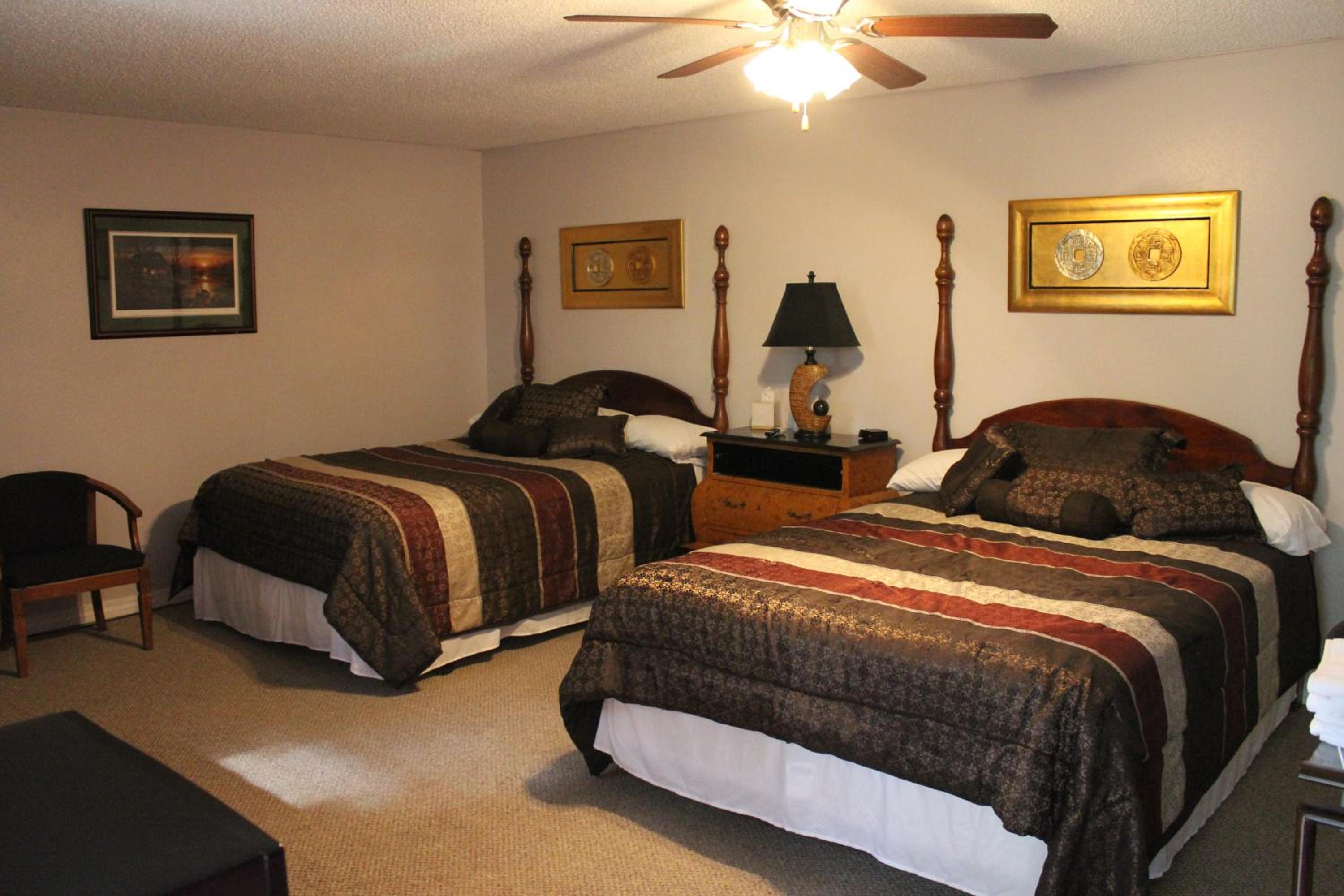 Deluxe Double Room - Photo 9