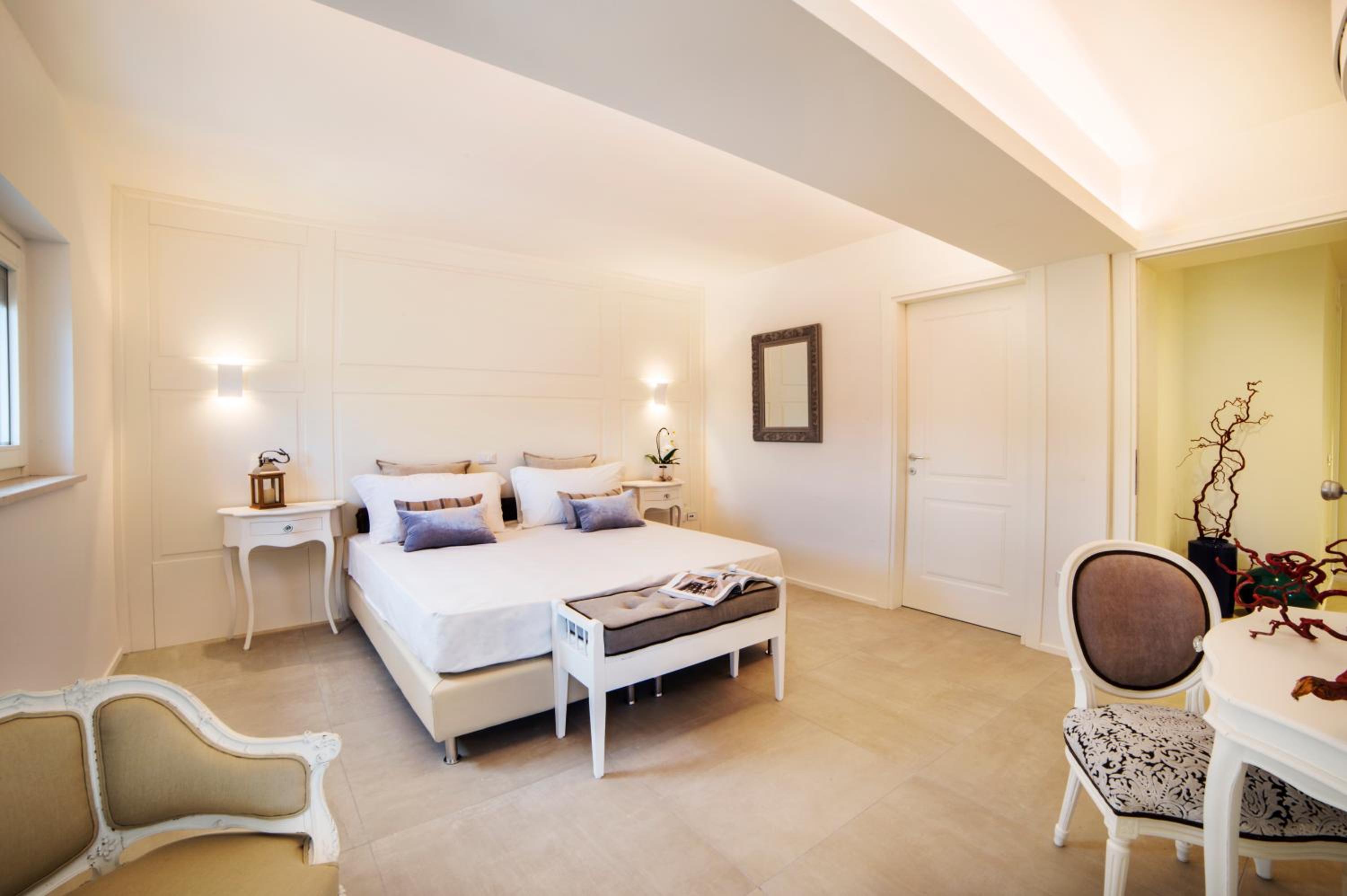 Double or Twin Room with Balcony and Partial Lake View