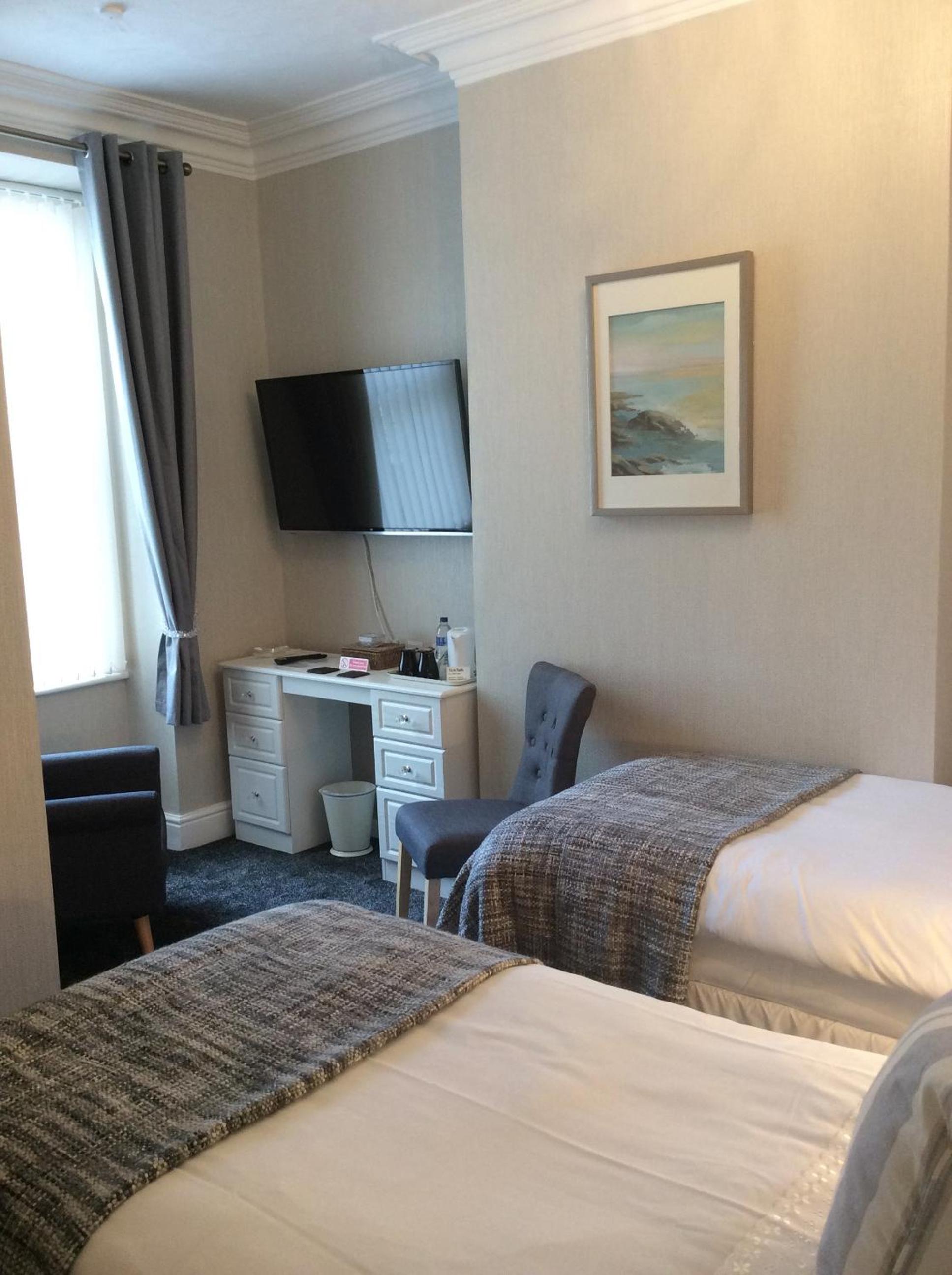 Twin Room photo 2