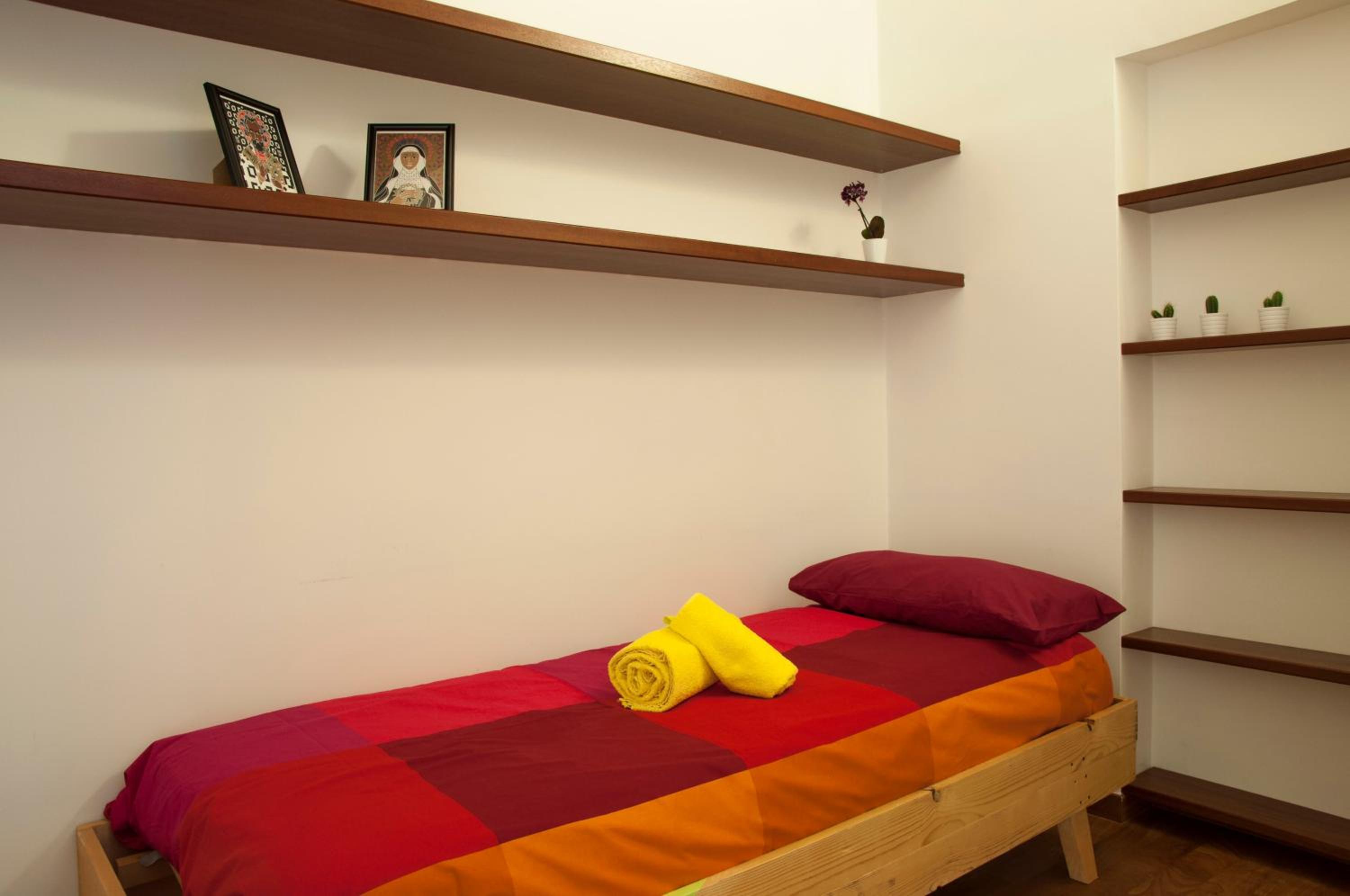 Three-Bedroom Apartment - Photo 2