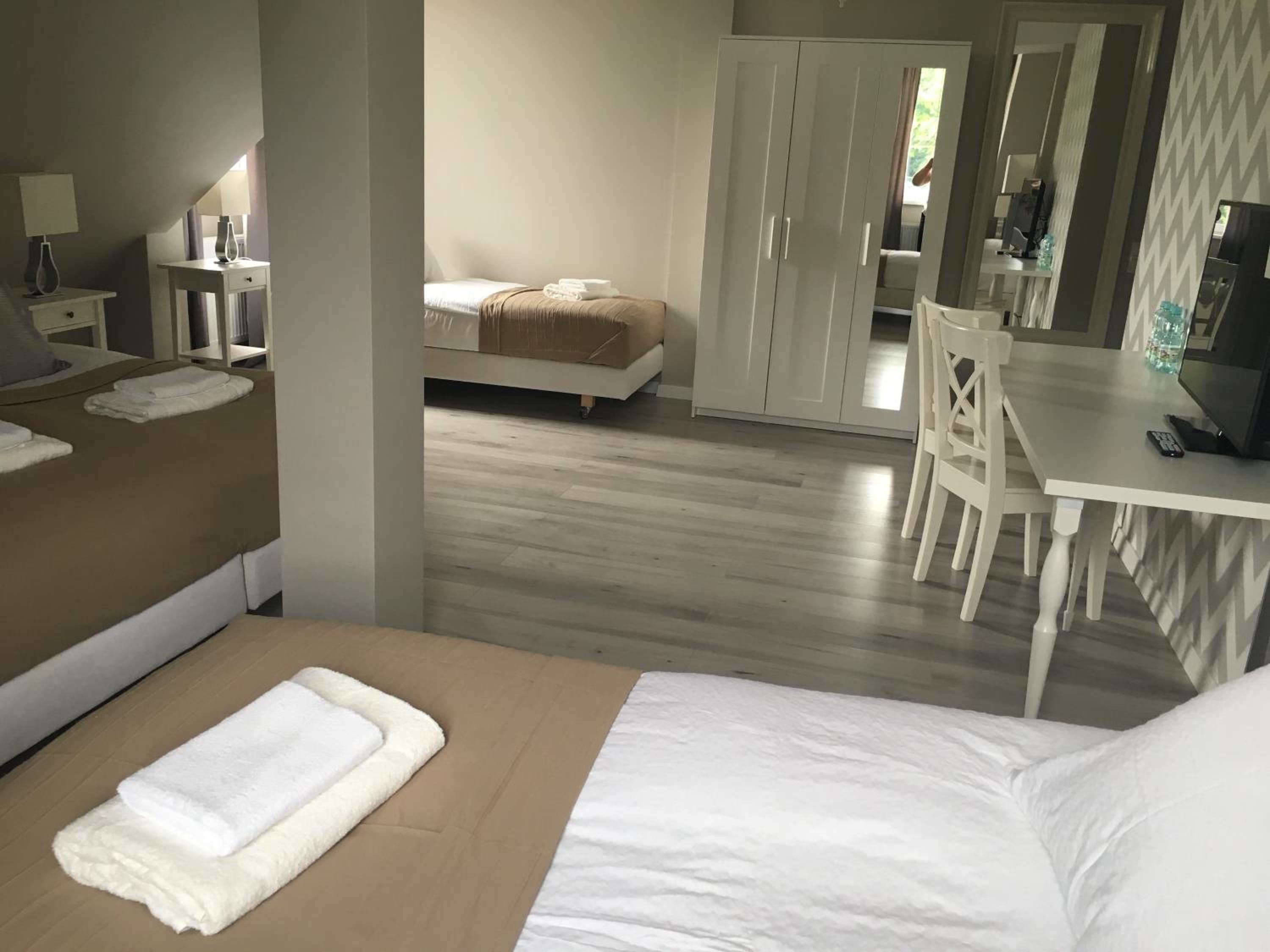 Comfort Quadruple Room - Photo 1