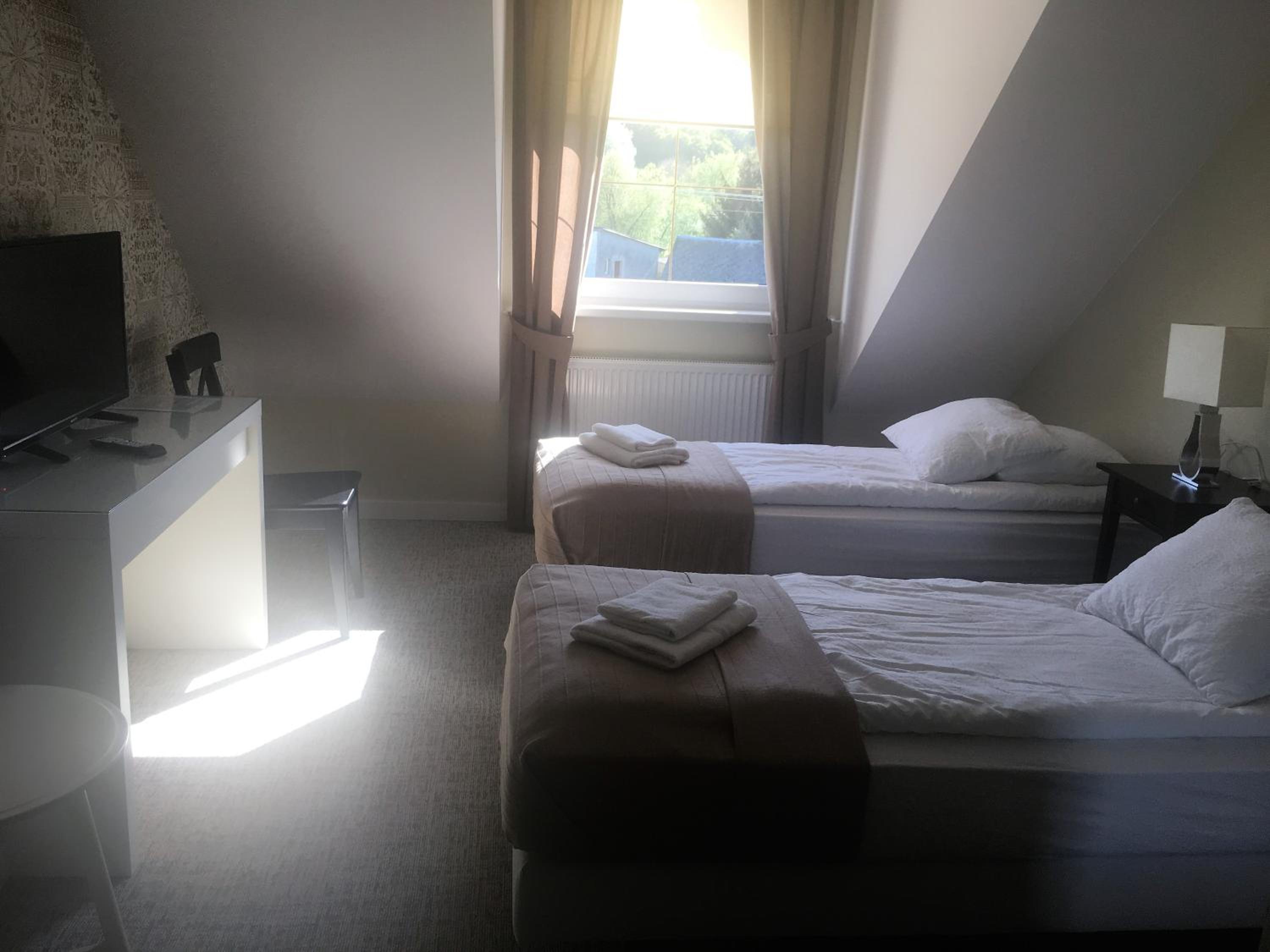 Deluxe Twin Room - Photo 1