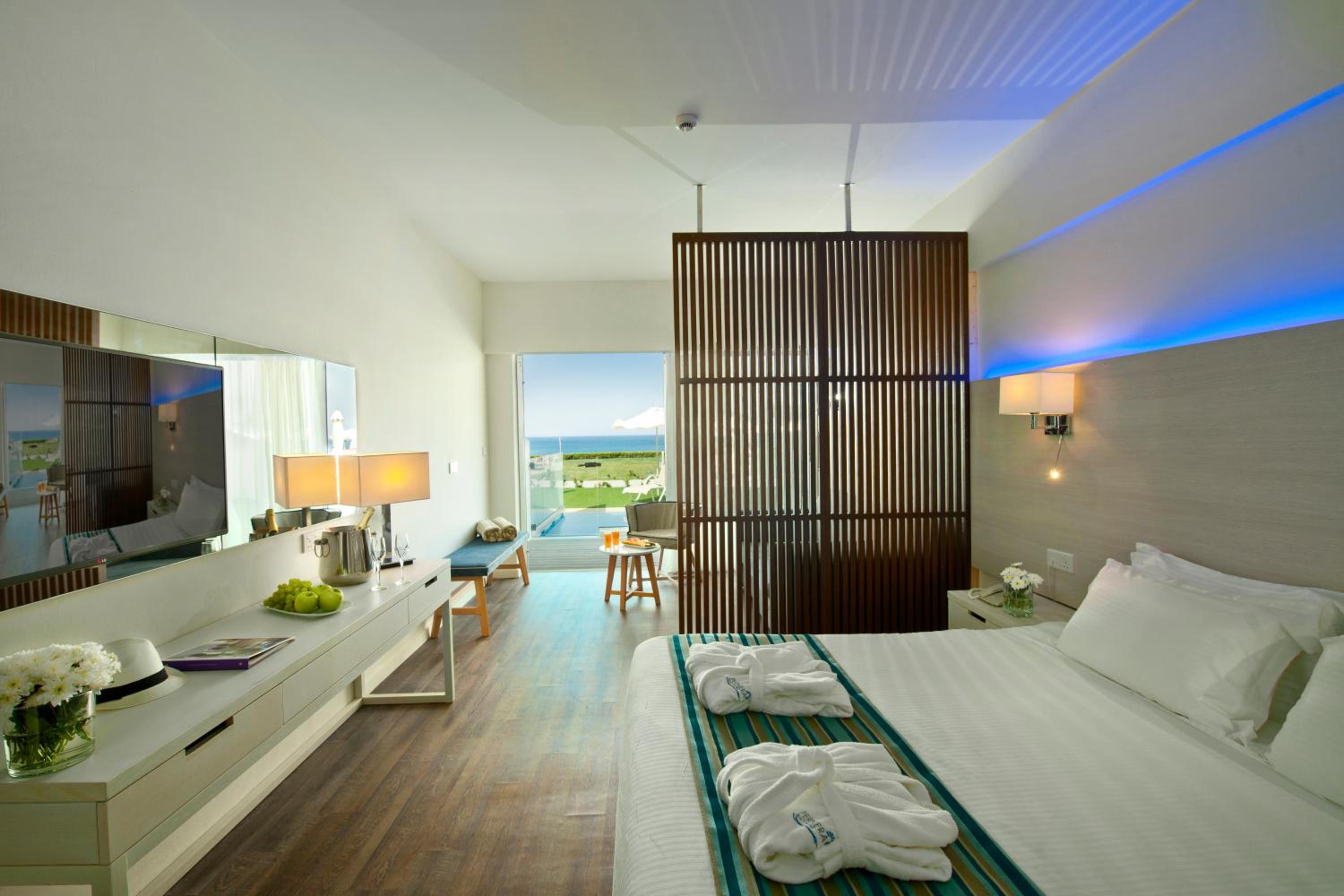 Junior Suite con Vista Mare, Piscina Privata e Vasca Idromassaggio